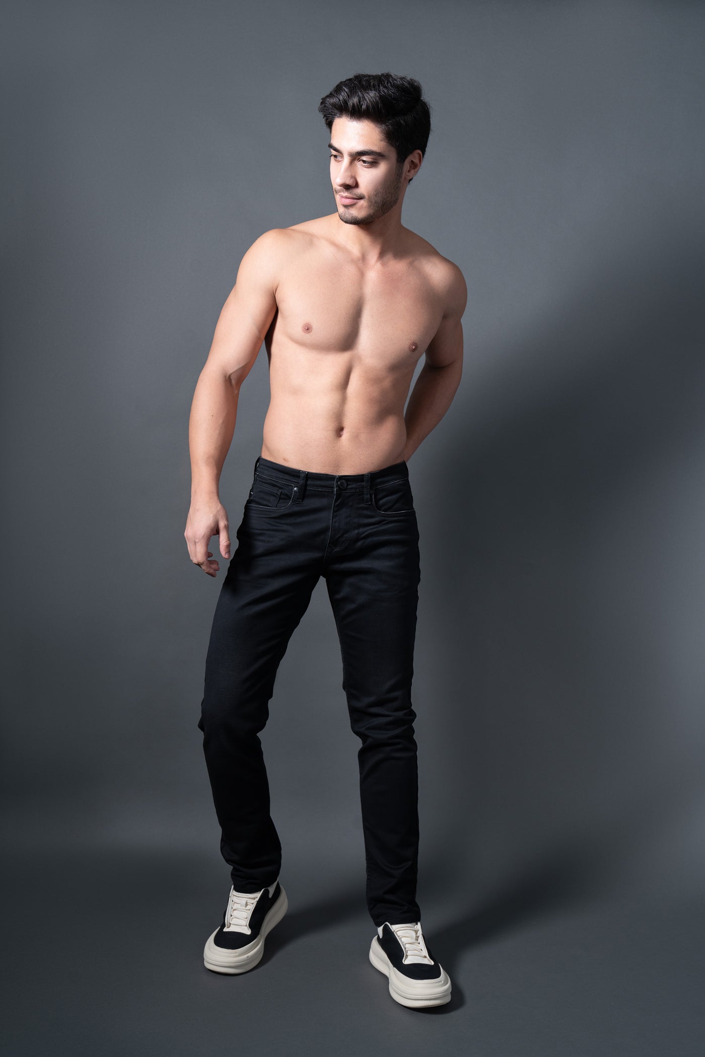 DORIO REGULAR FIT BLACK FOR MAN