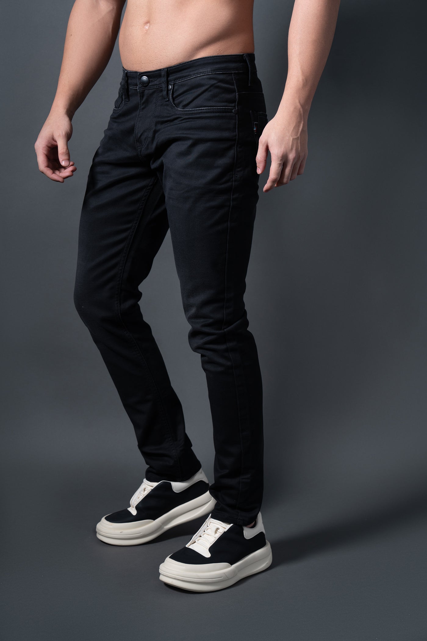 DORIO REGULAR FIT BLACK FOR MAN