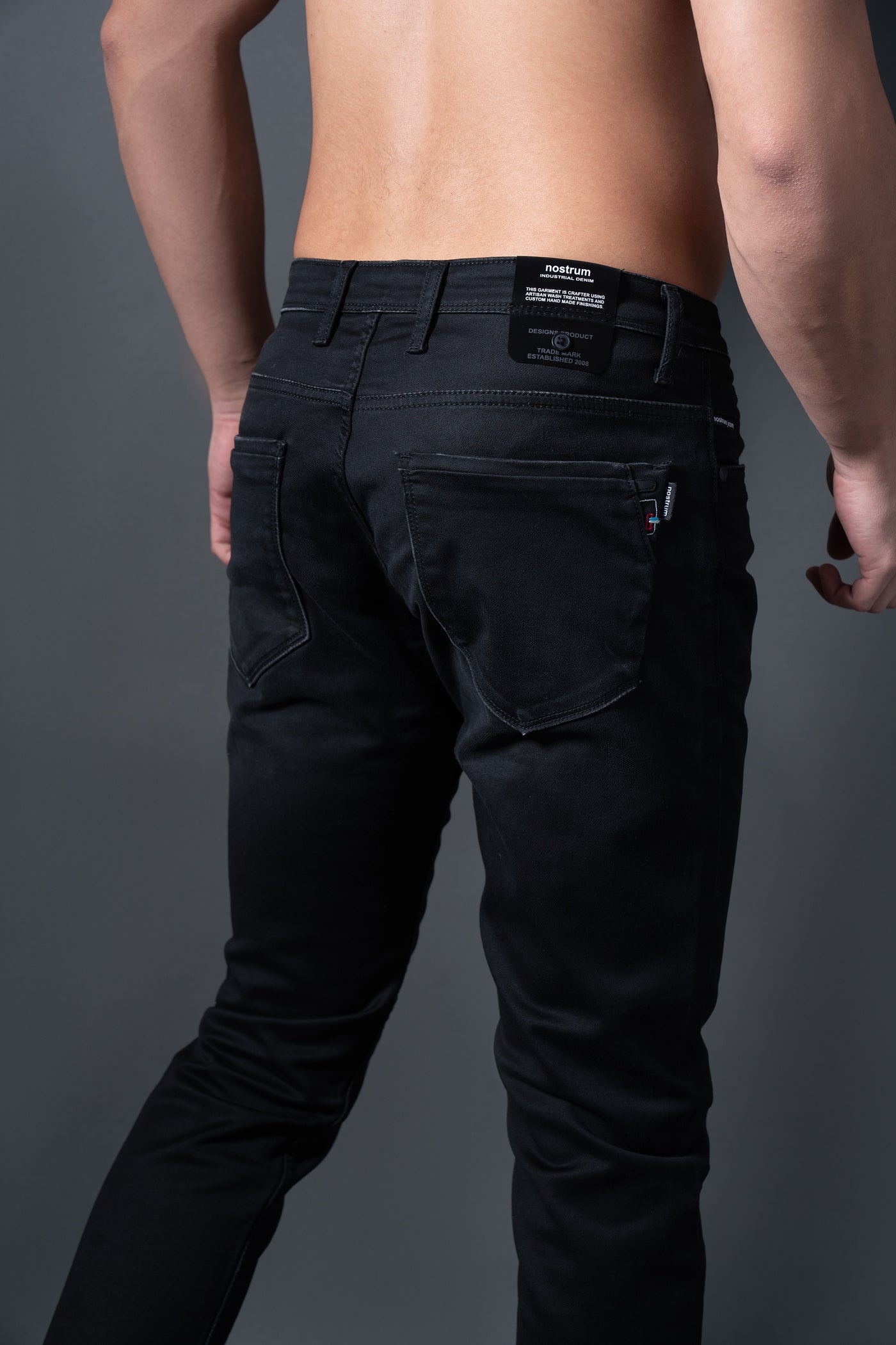 DORIO REGULAR FIT BLACK FOR MAN