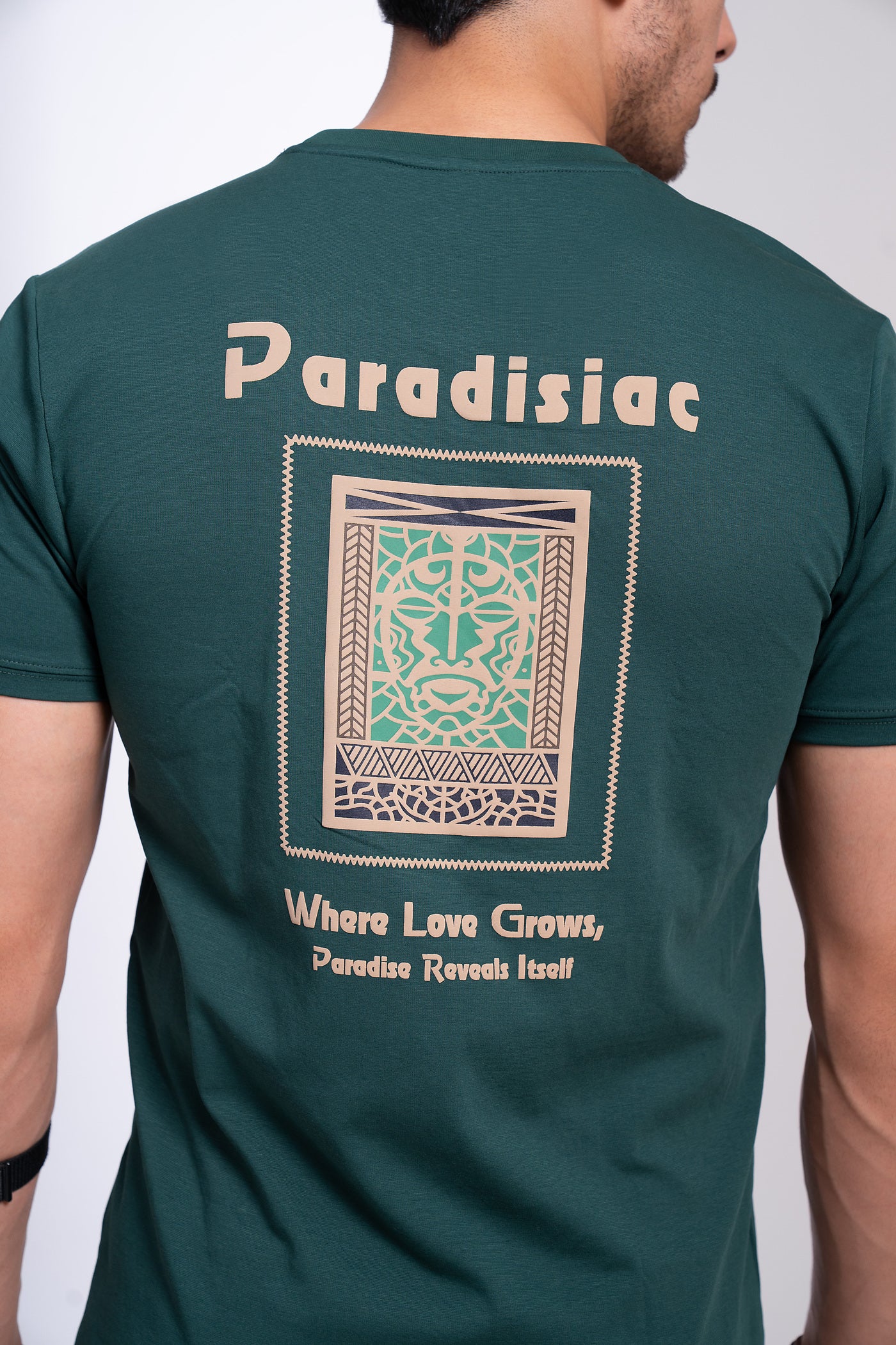 VIEWER ROUND NECK T-SHIRT