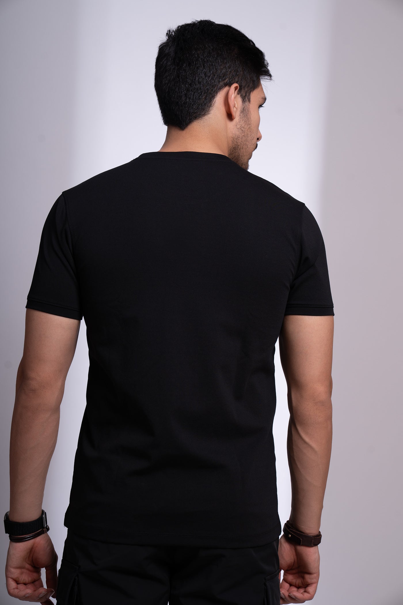 THRIVE ROUND NECK T-SHIRT