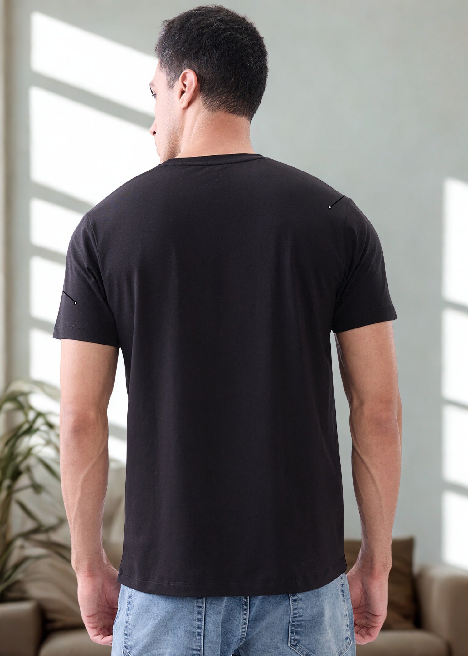 Arch Solid Half Sleeve T-Shirt: Black