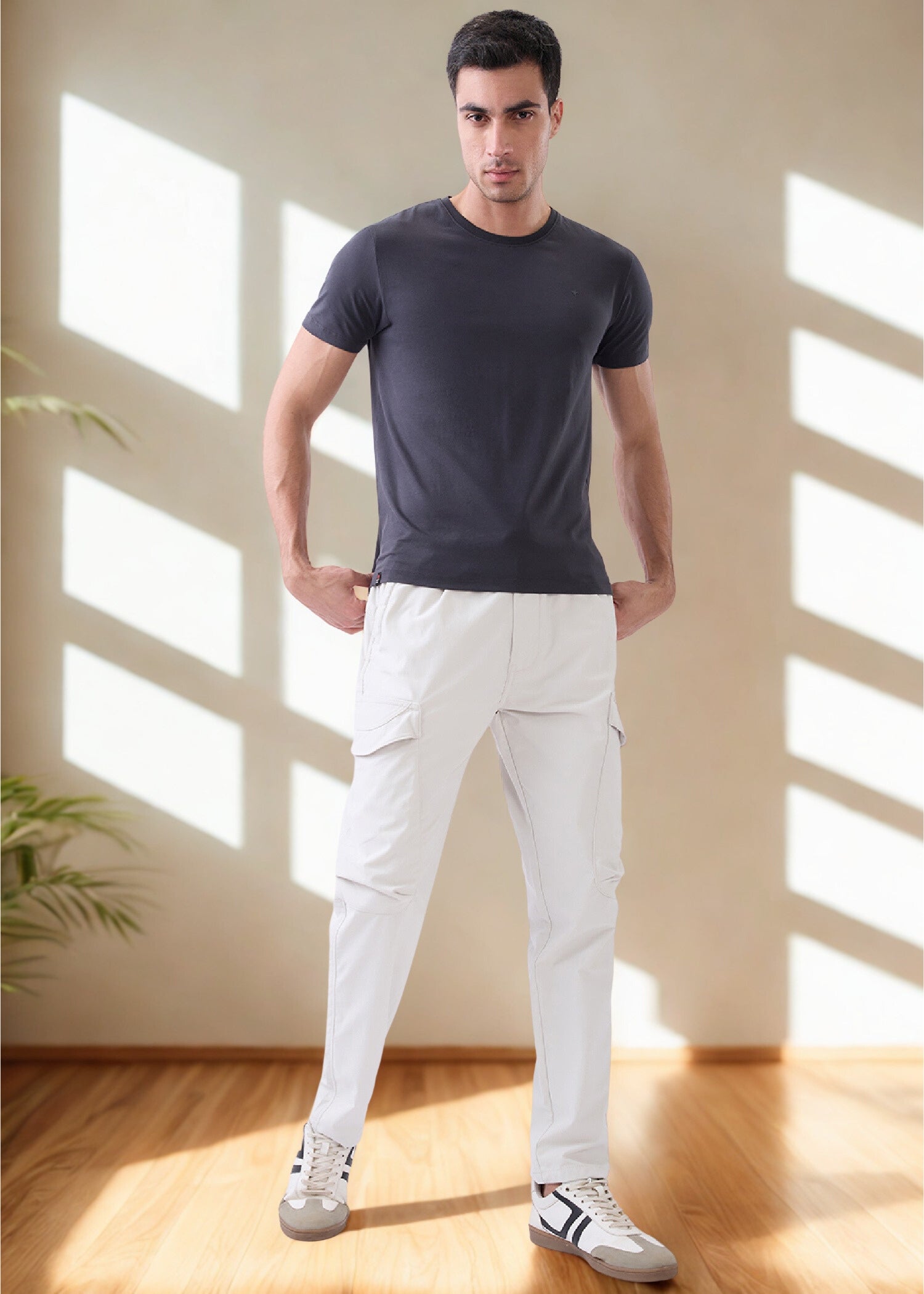 Arch Solid Half Sleeve T-Shirt: Charcoal