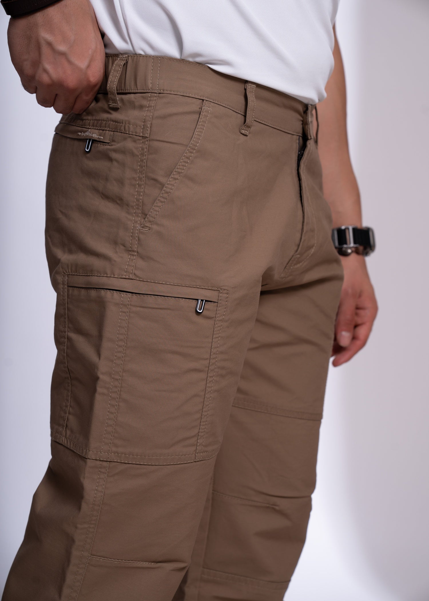 Redrigo Utility Pocket Cargo Pants: Brown