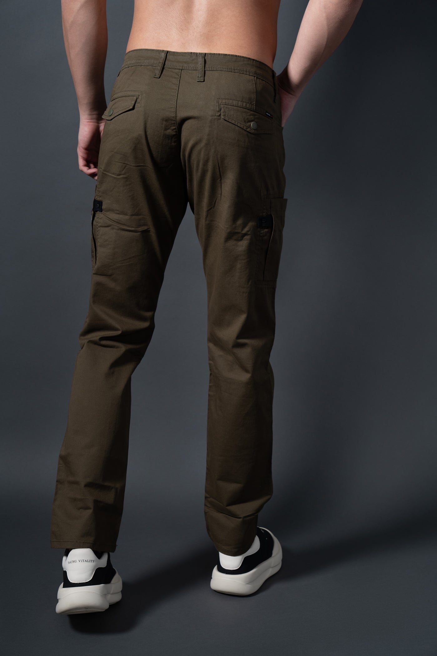 NEWBURY CARGO FOR MAN
