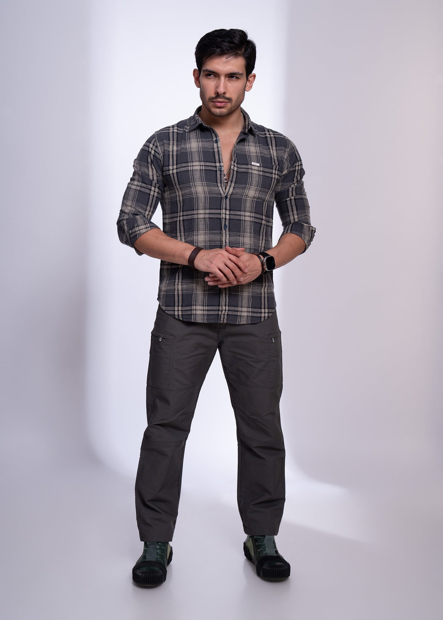 Redrigo Utility Pocket Cargo Pants: Dark Grey