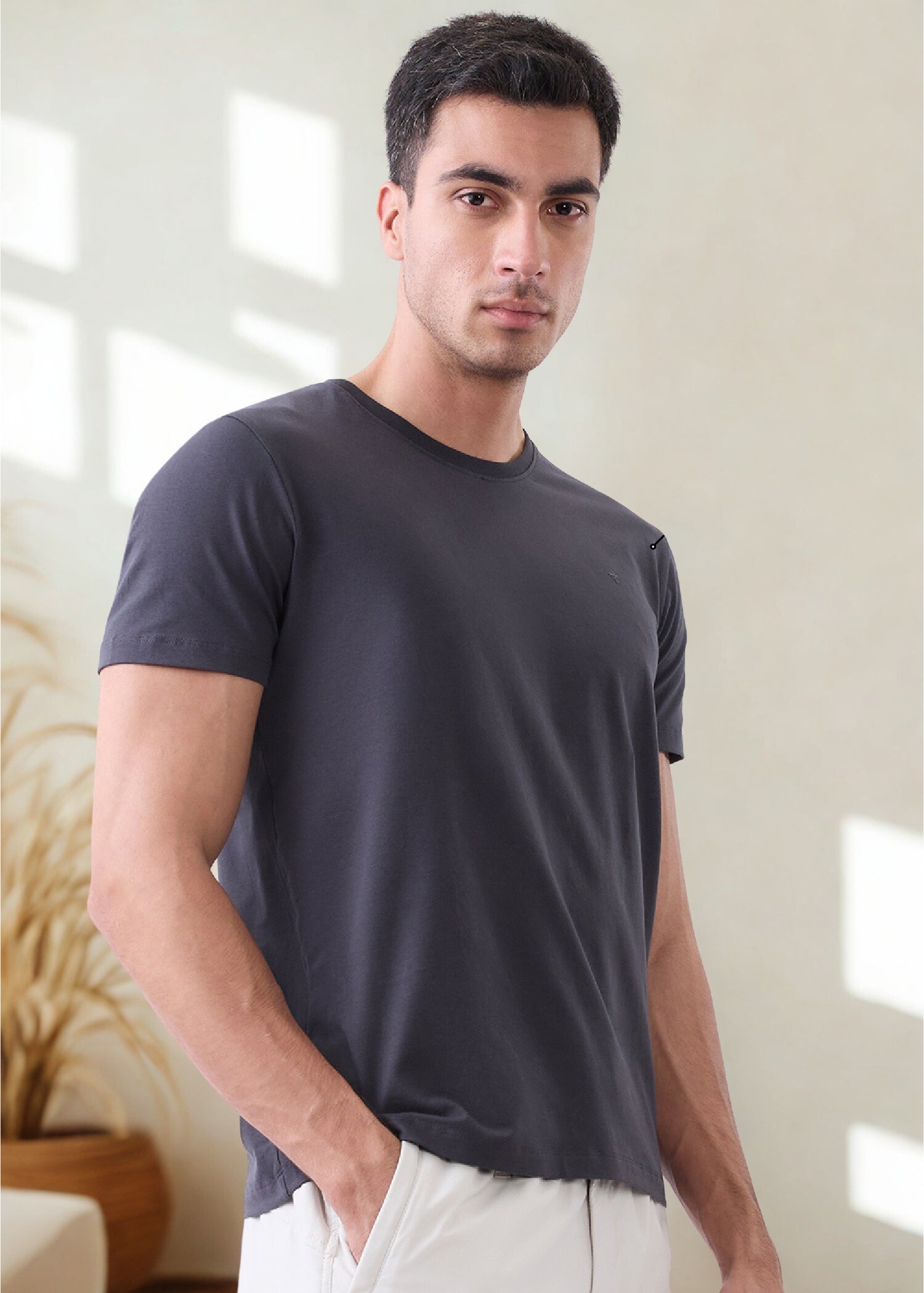 Arch Solid Half Sleeve T-Shirt: Charcoal