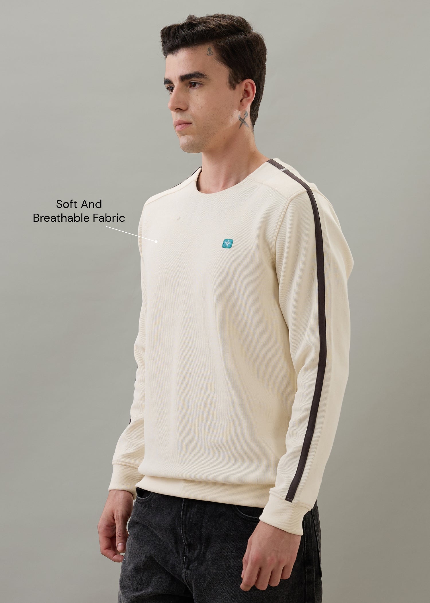 Palawan Crew Neck Pullover: White