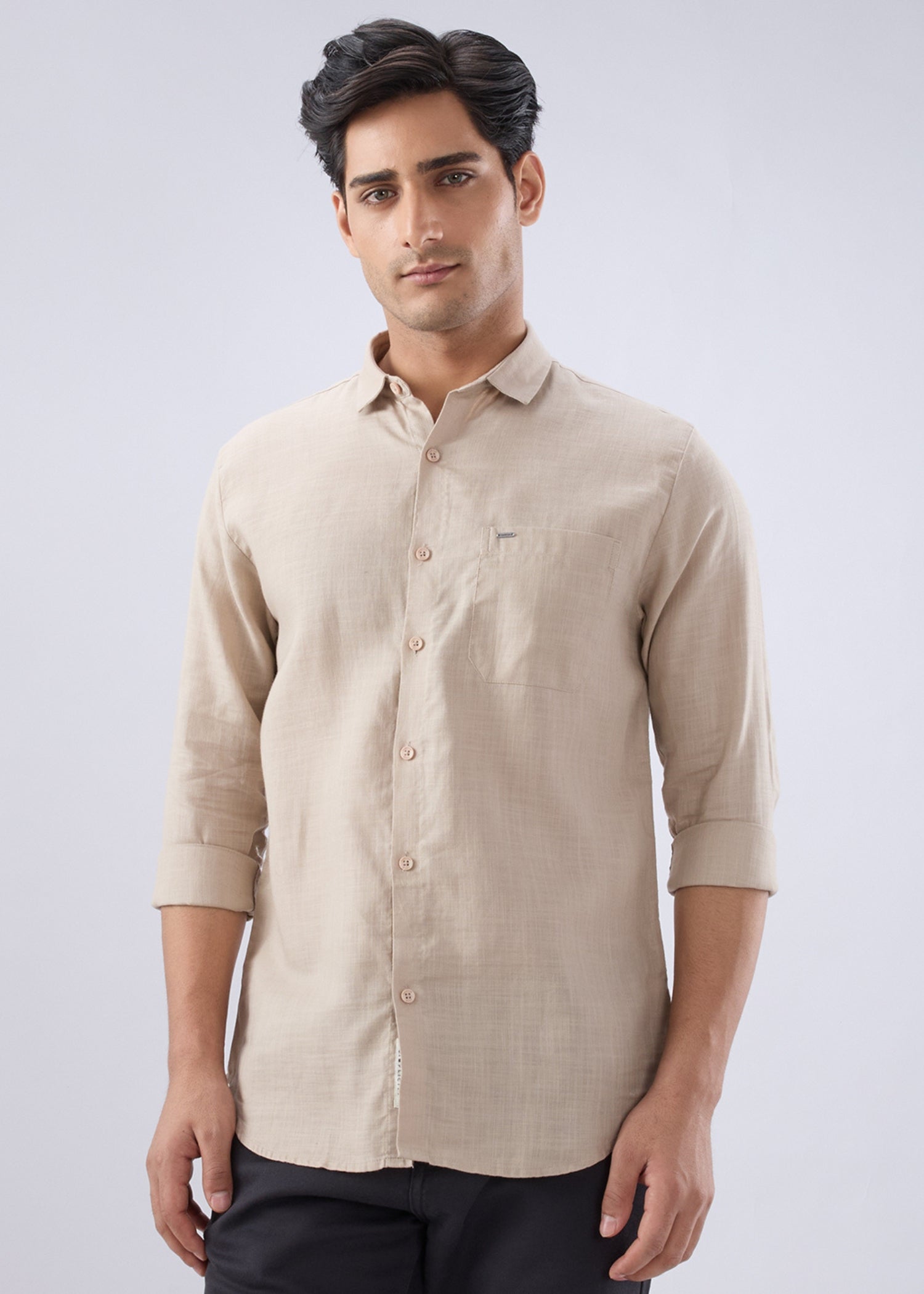 Nostrum Keen Solid Full Sleeve Beige Shirt for men