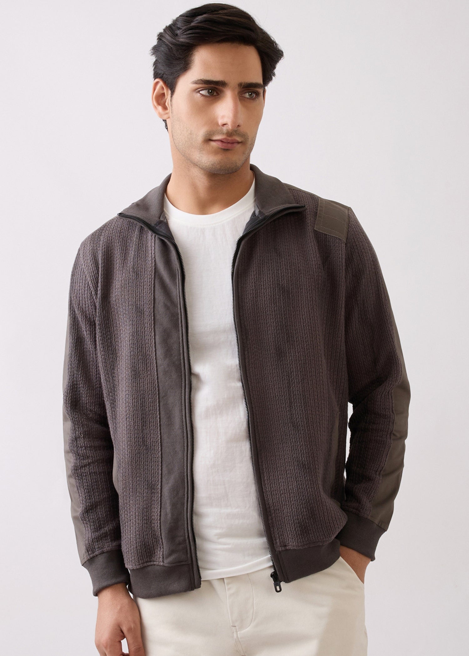 Taket Zipper Jacket: Charcoal
