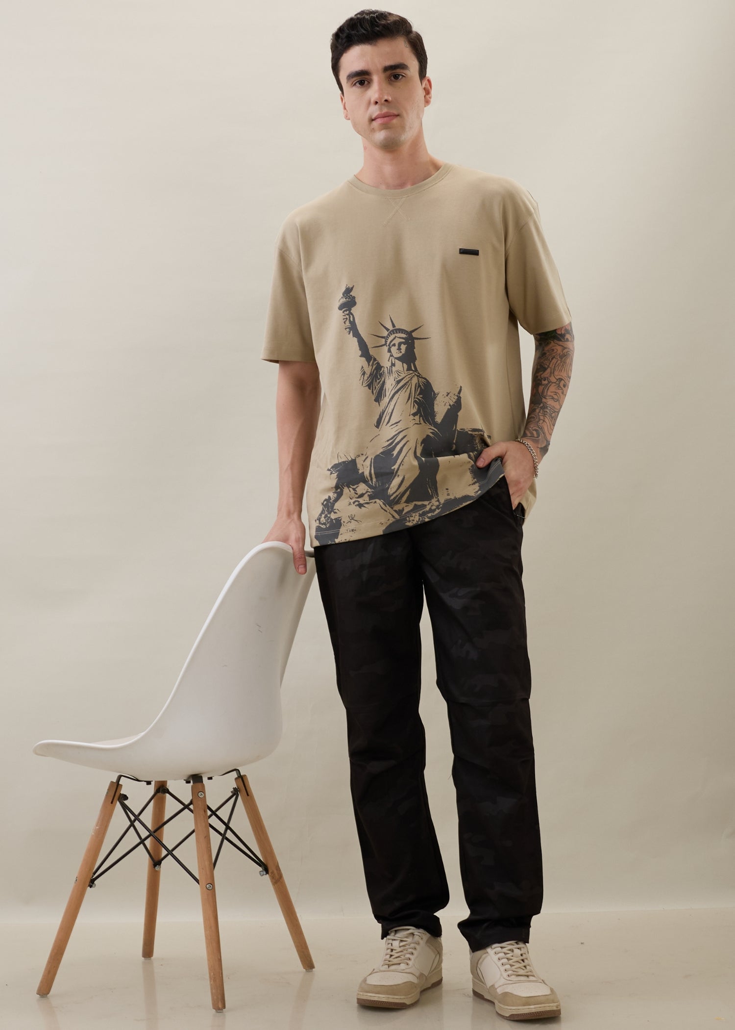 Ostrich Camouflage Relaxed Fit Cargo: Black