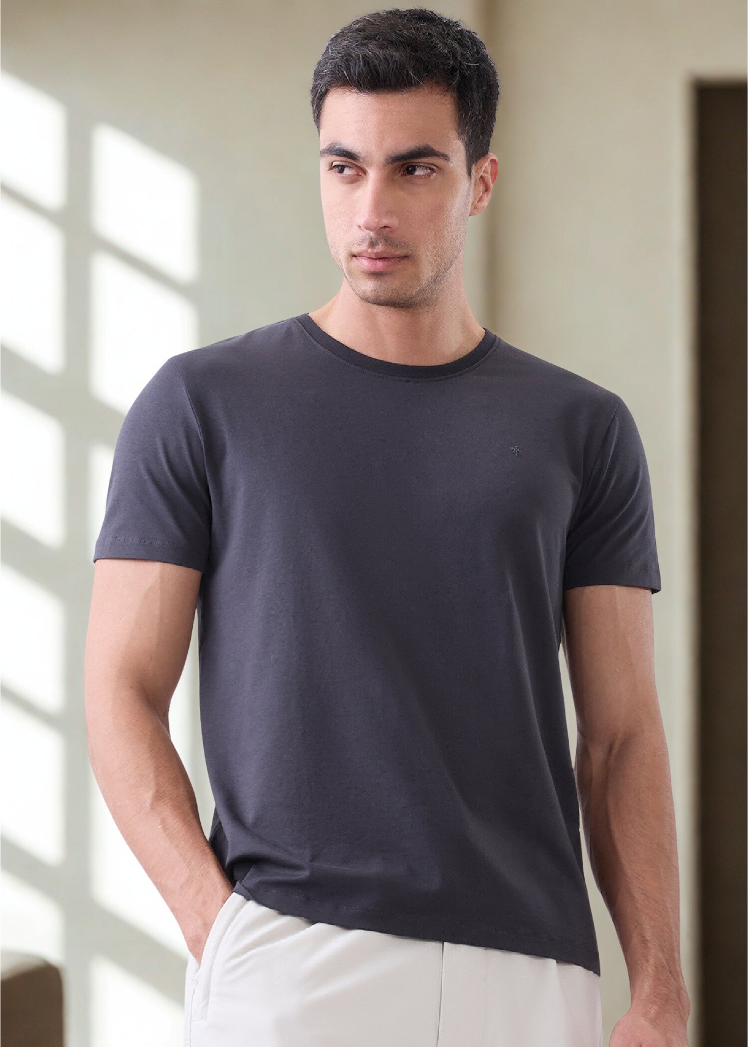 Arch Solid Half Sleeve T-Shirt: Charcoal