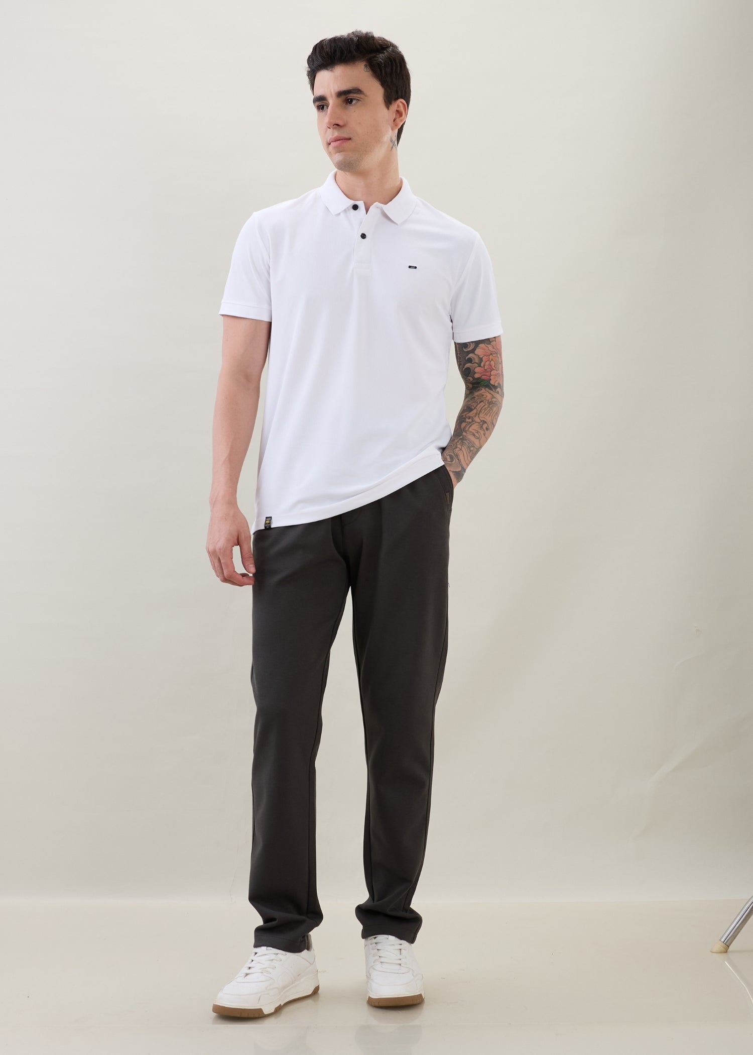 Draycott Relaxed Fit Trouser: Dark Grey