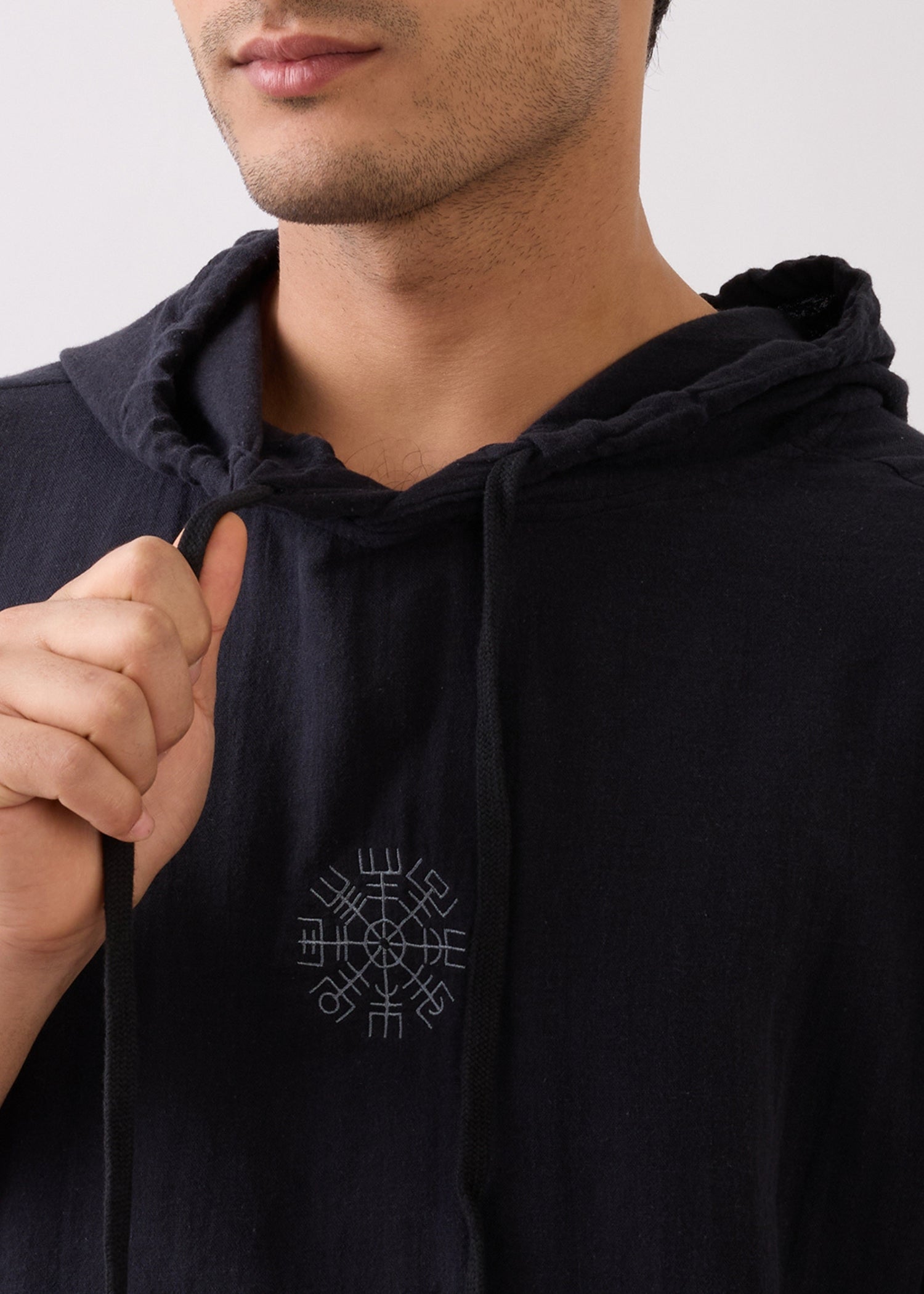 Prast Textured Short Sleeve Hoodie: Black