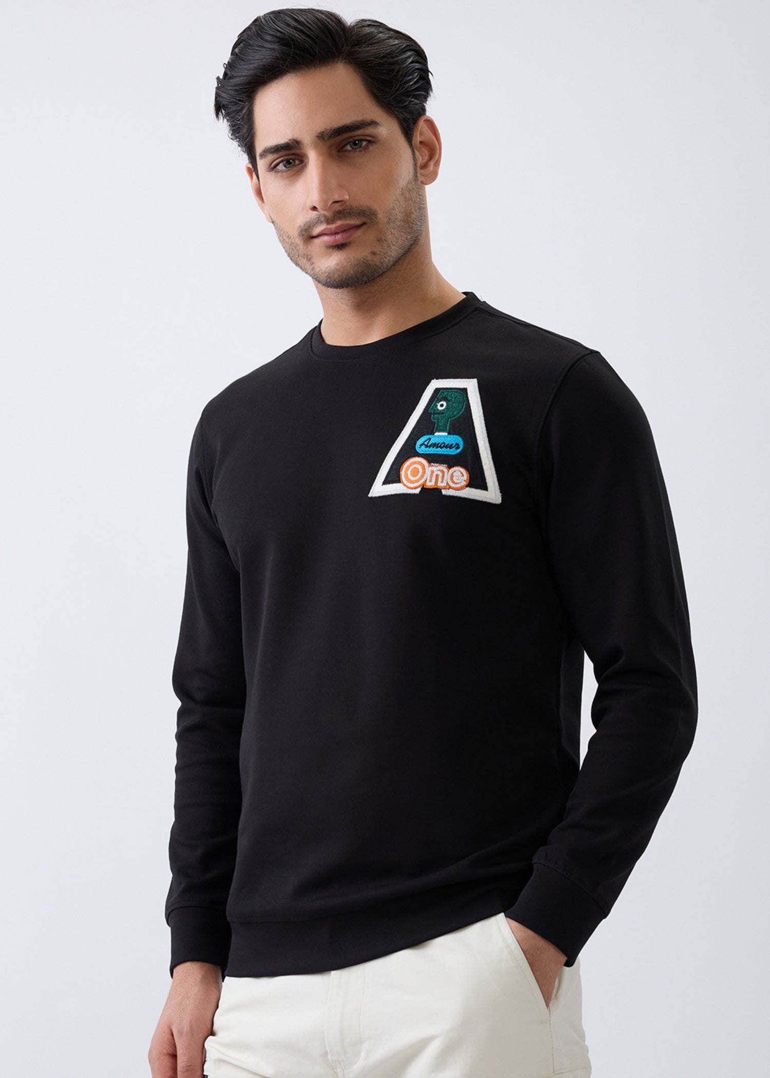 Amour Graphic Full Sleeve Sweatshirt: Black