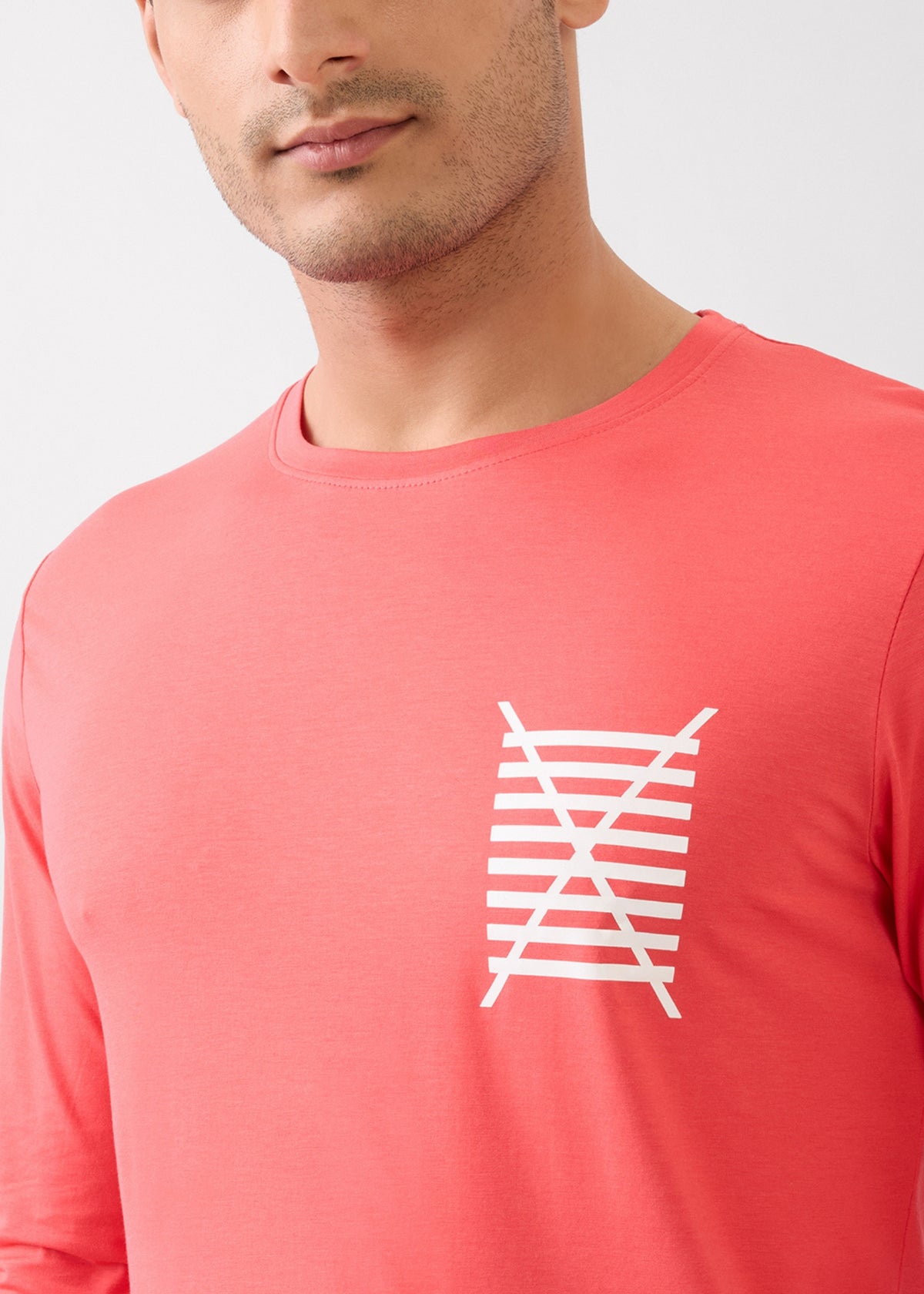 Pocket Graphic Print Full Sleeve T-Shirt: Tomato