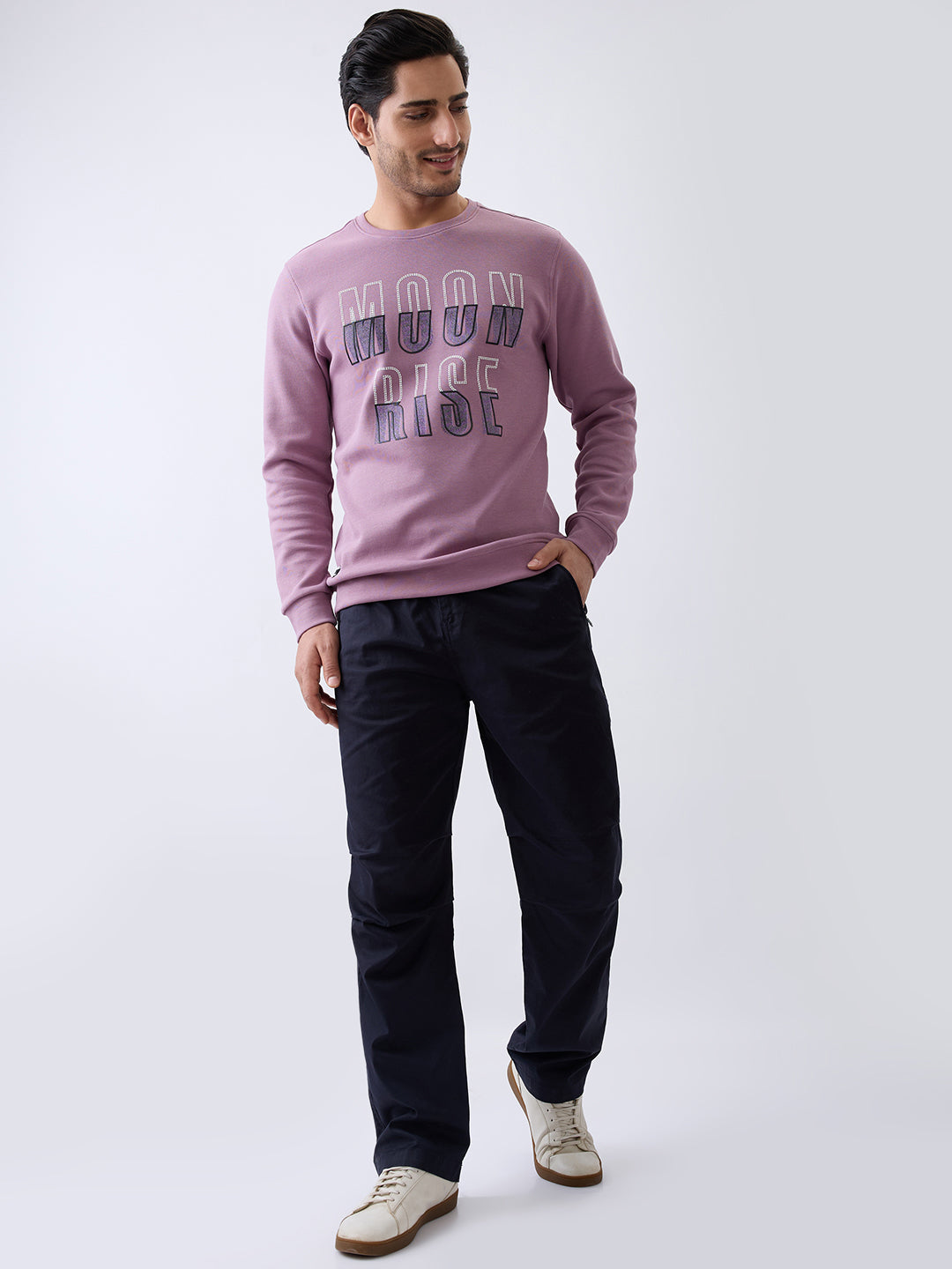 Moonrise Graphic Full Sleeve Pullover: Onion