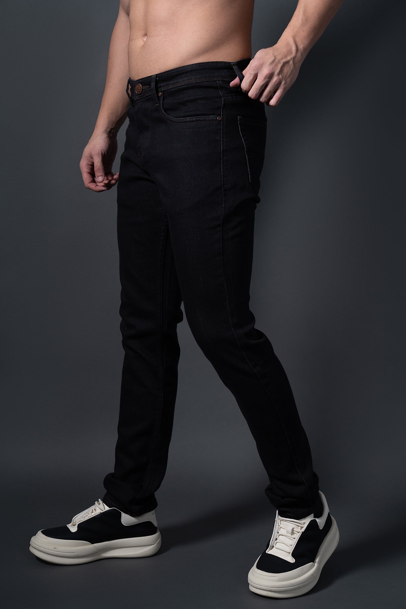 BRETON REGULAR FIT BLACK FOR MAN