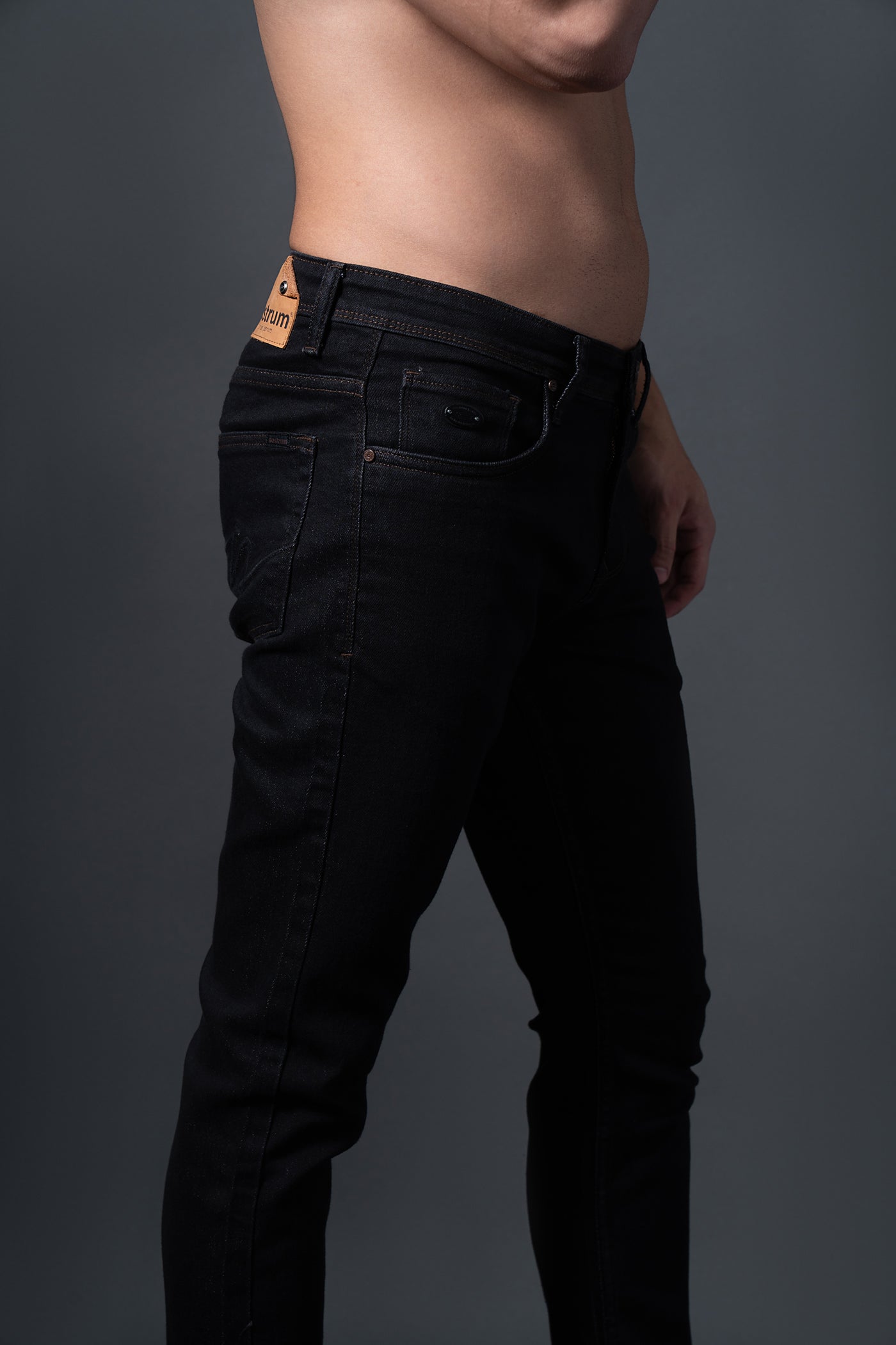 BRETON REGULAR FIT BLACK FOR MAN