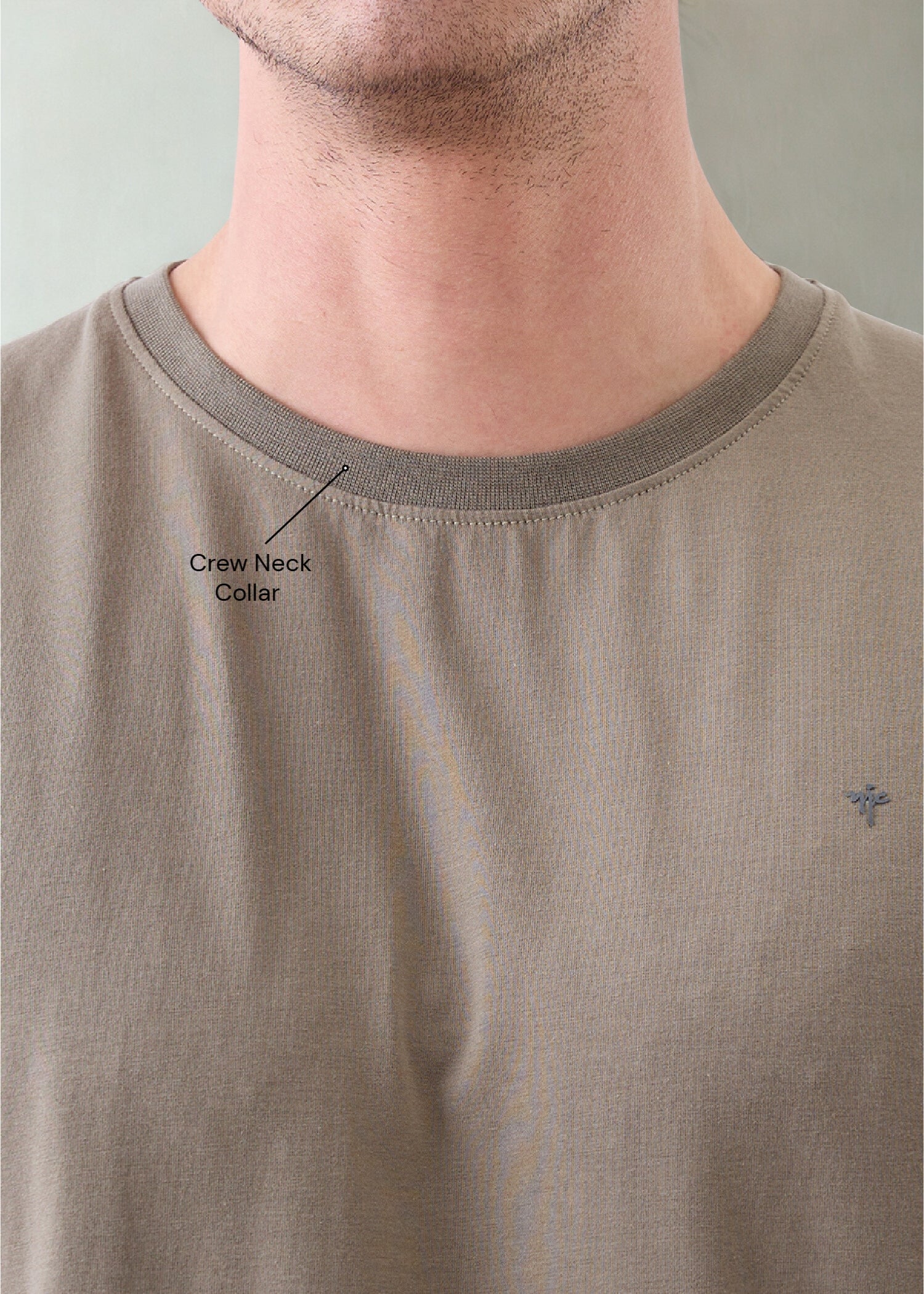 Arch Solid Half Sleeve T-Shirt: Dark Brown