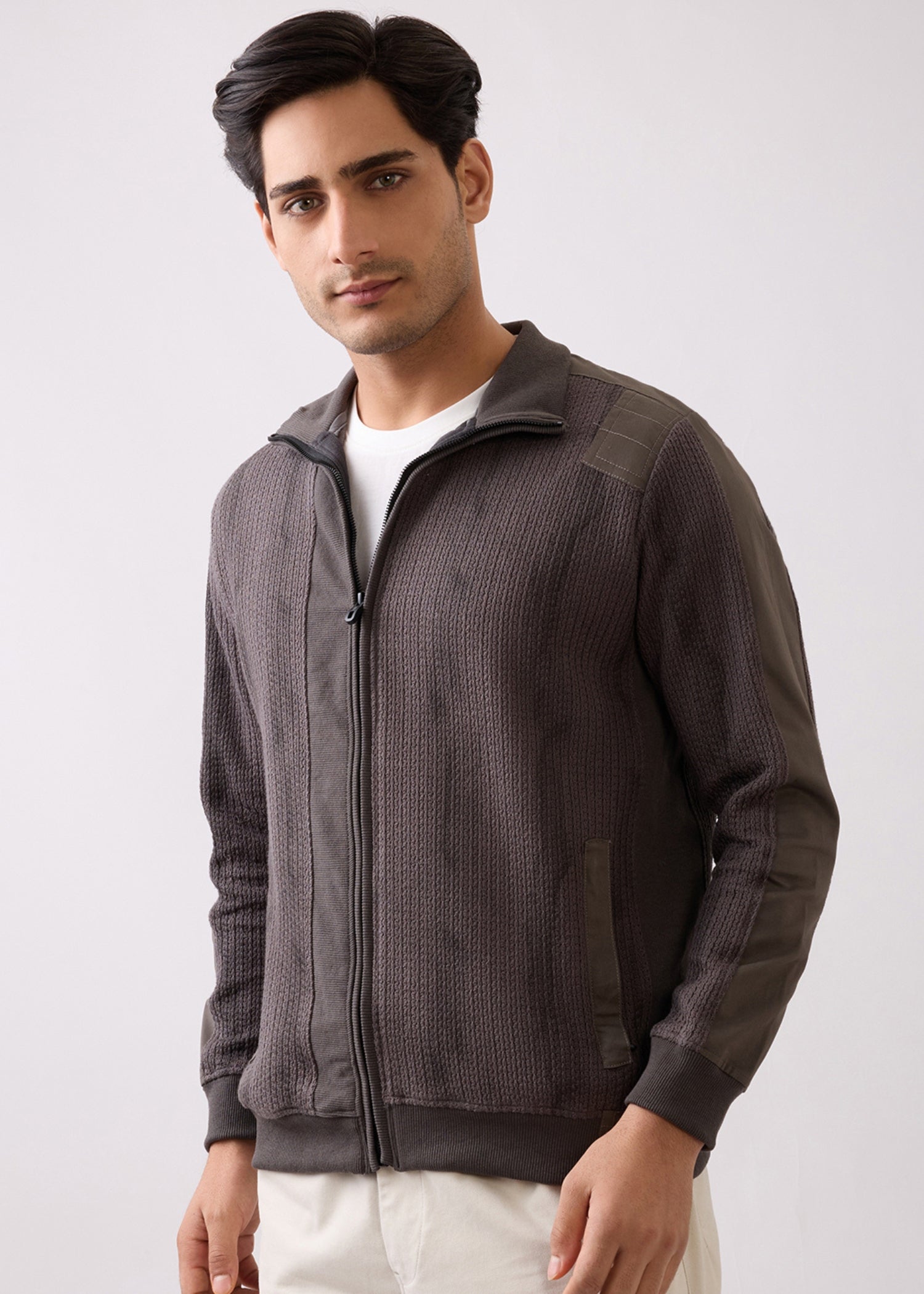 Taket Zipper Jacket: Charcoal