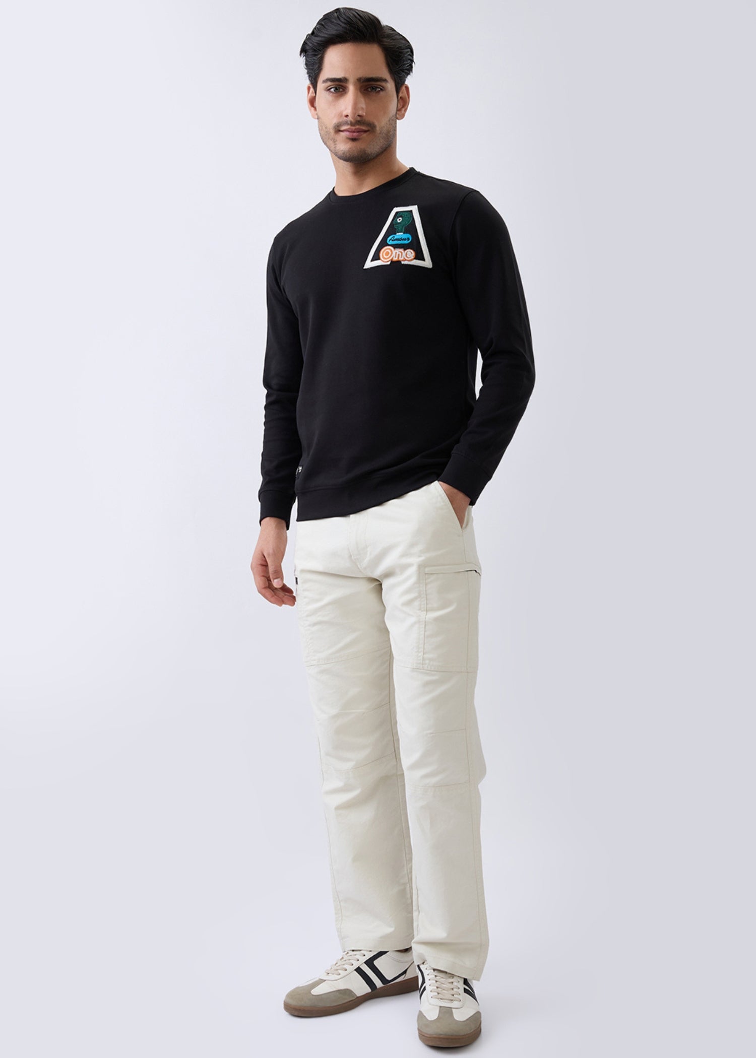 Amour Graphic Full Sleeve Sweatshirt: Black