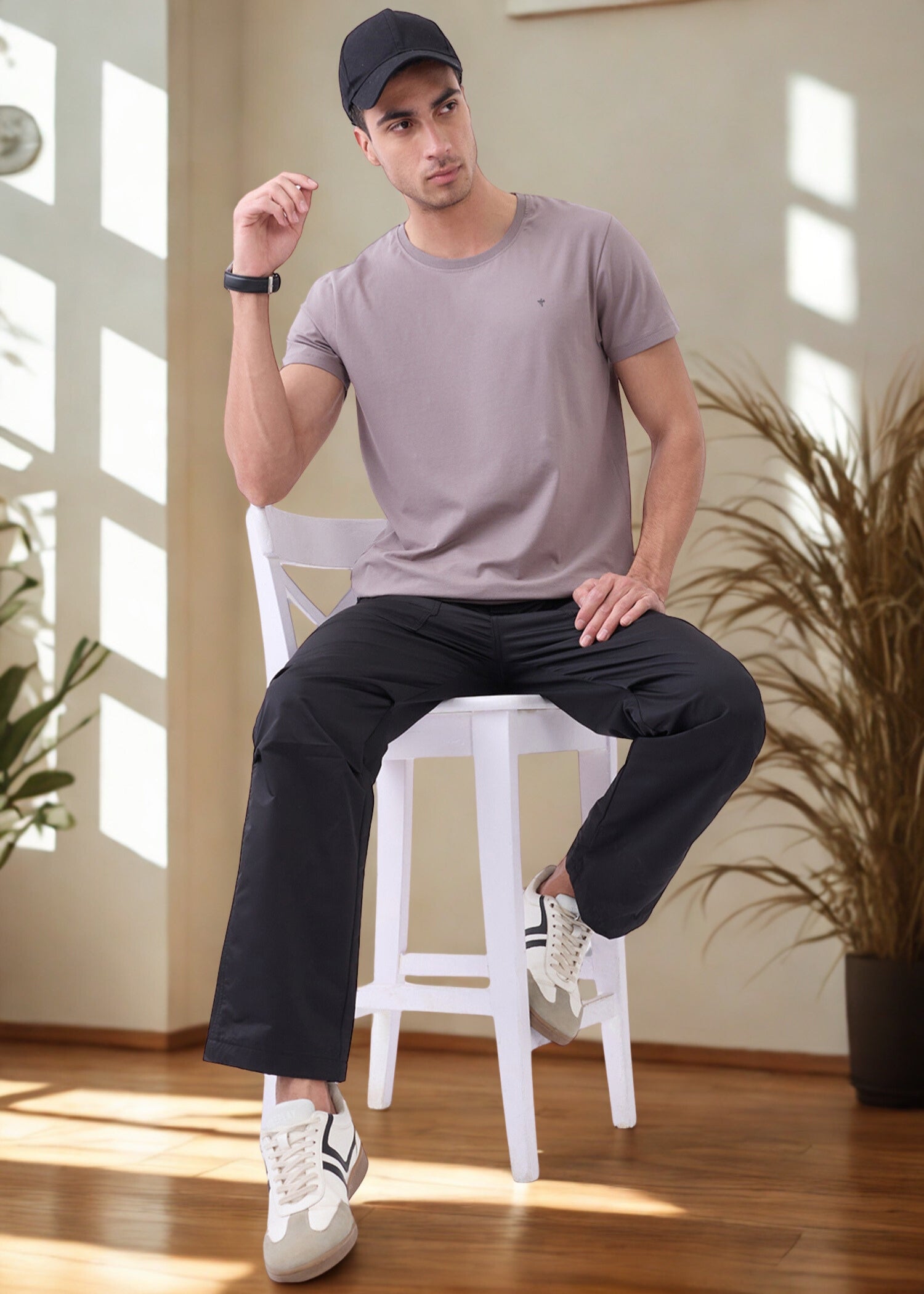 Arch Solid Half Sleeve T-Shirt