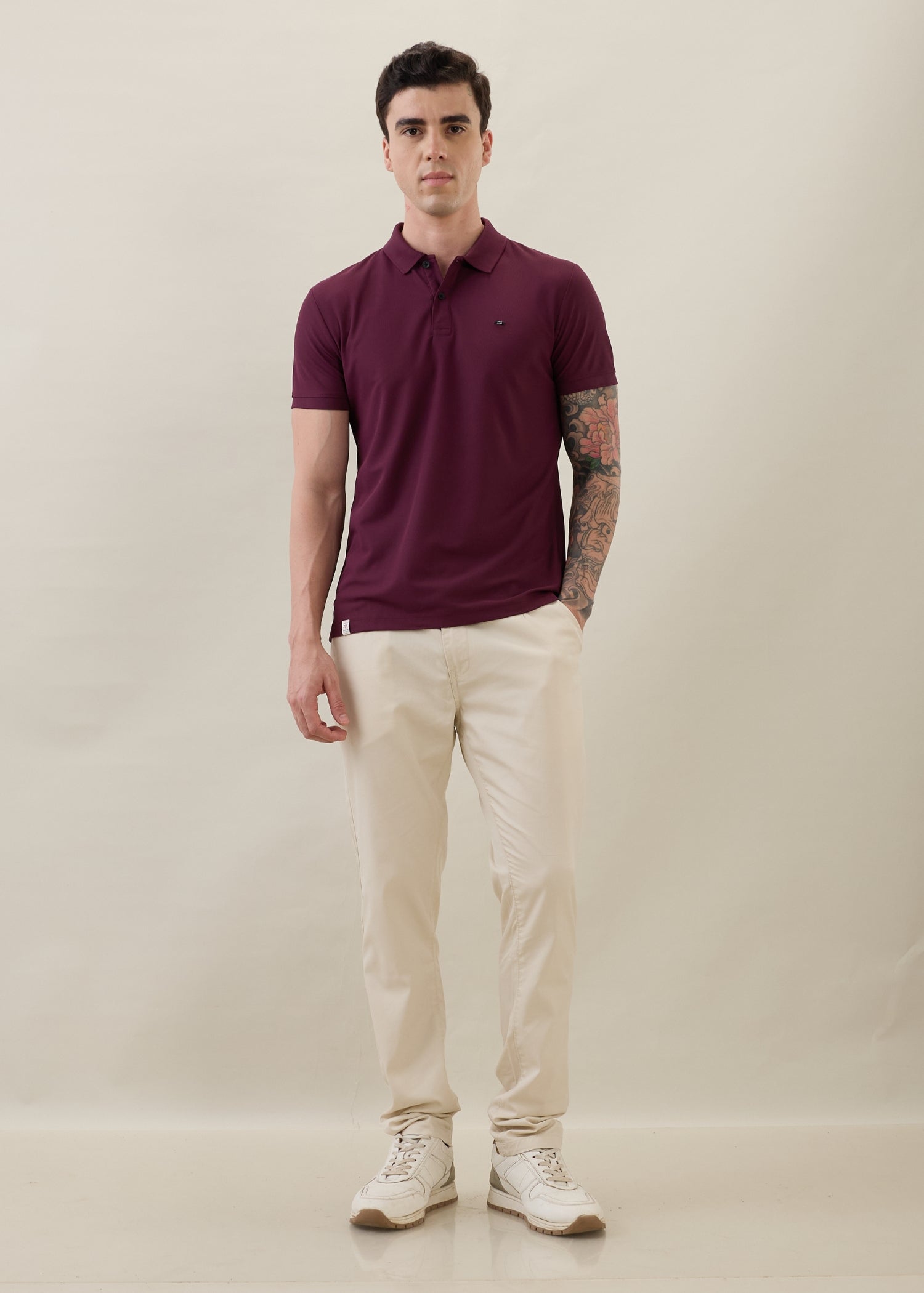 Karpen Straight fit Trousers: Beige