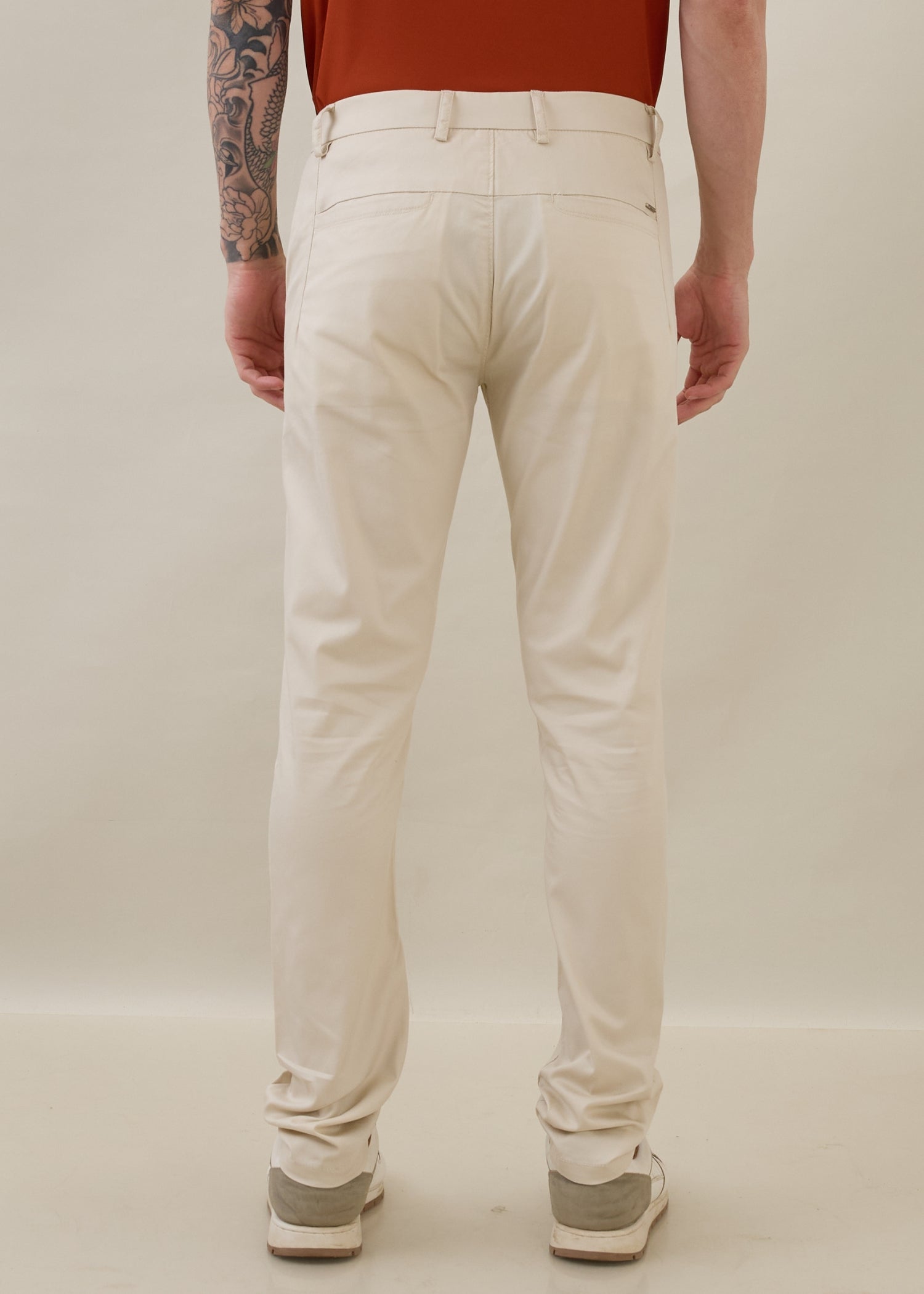 Karpen Straight fit Trousers: Beige