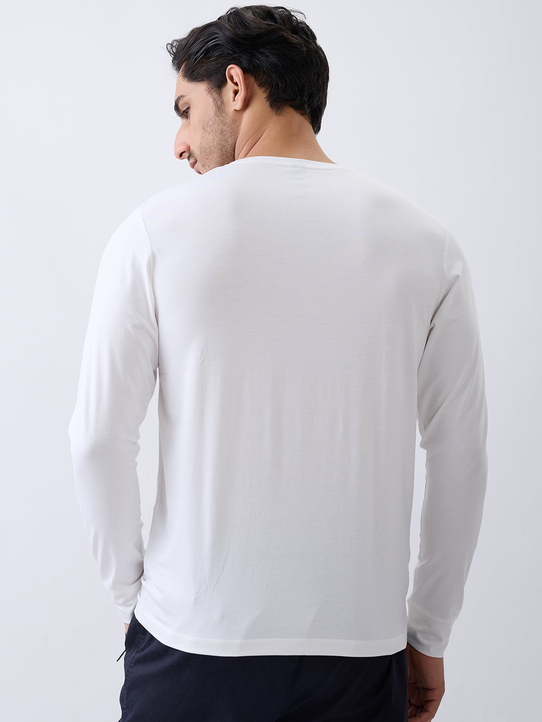 Travel Graphic Full Sleeve Pullover: White