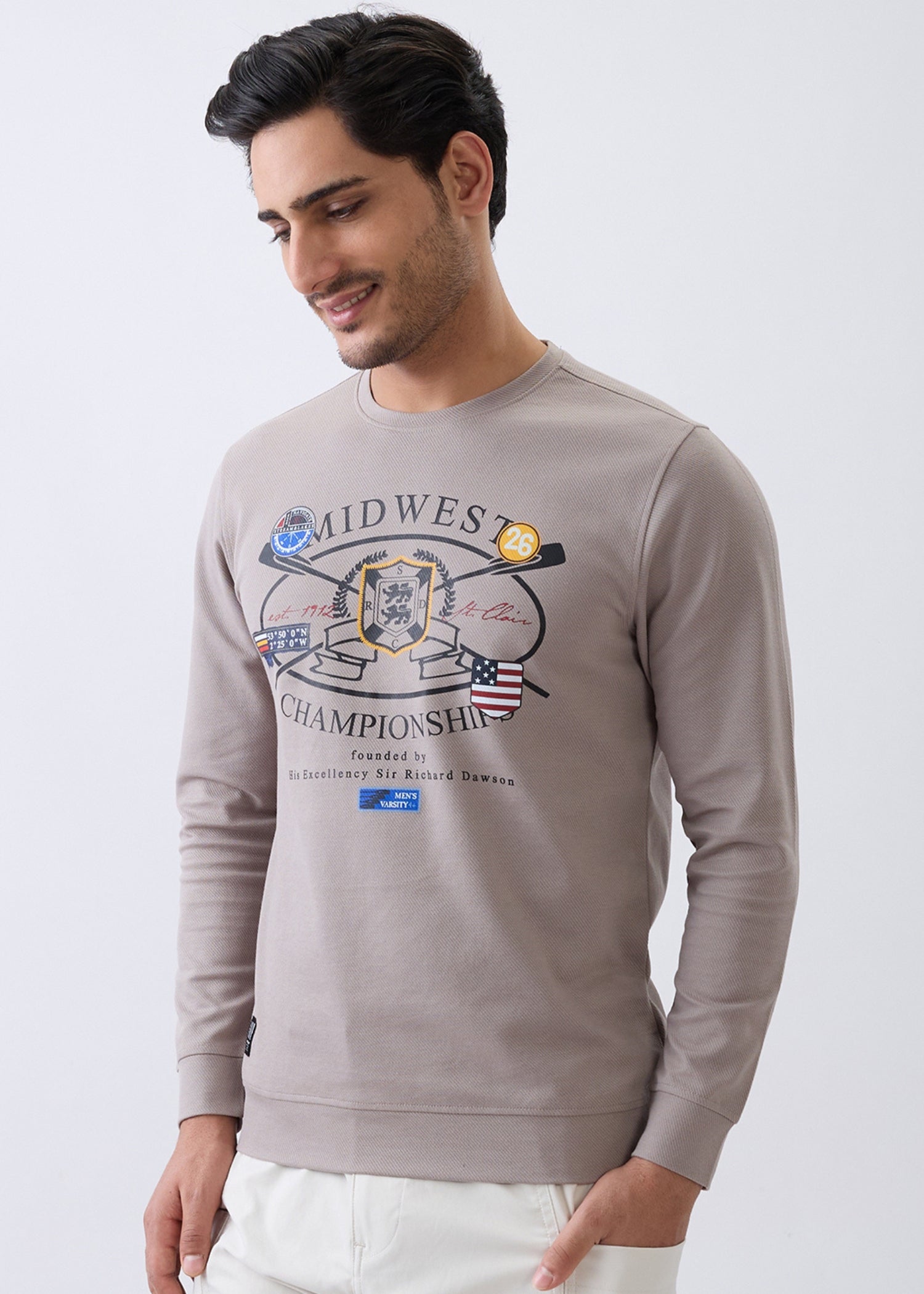 Midwest Graphic Full Sleeve Sweatshirt: Beige