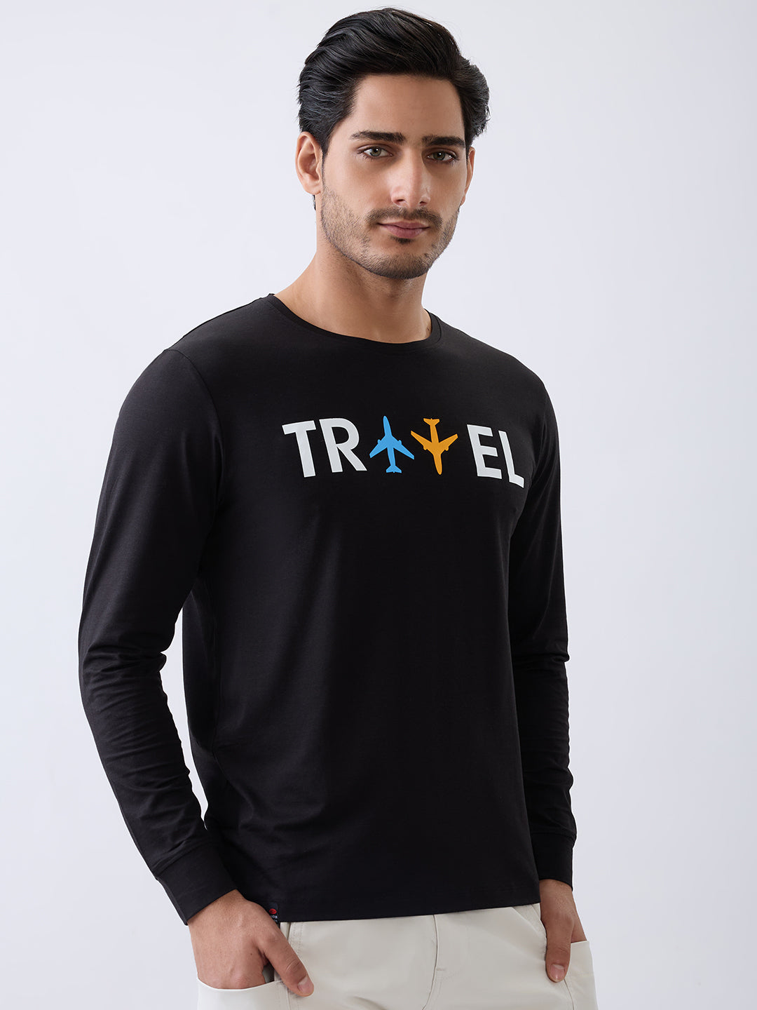 Travel Graphic Full Sleeve Pullover: Black