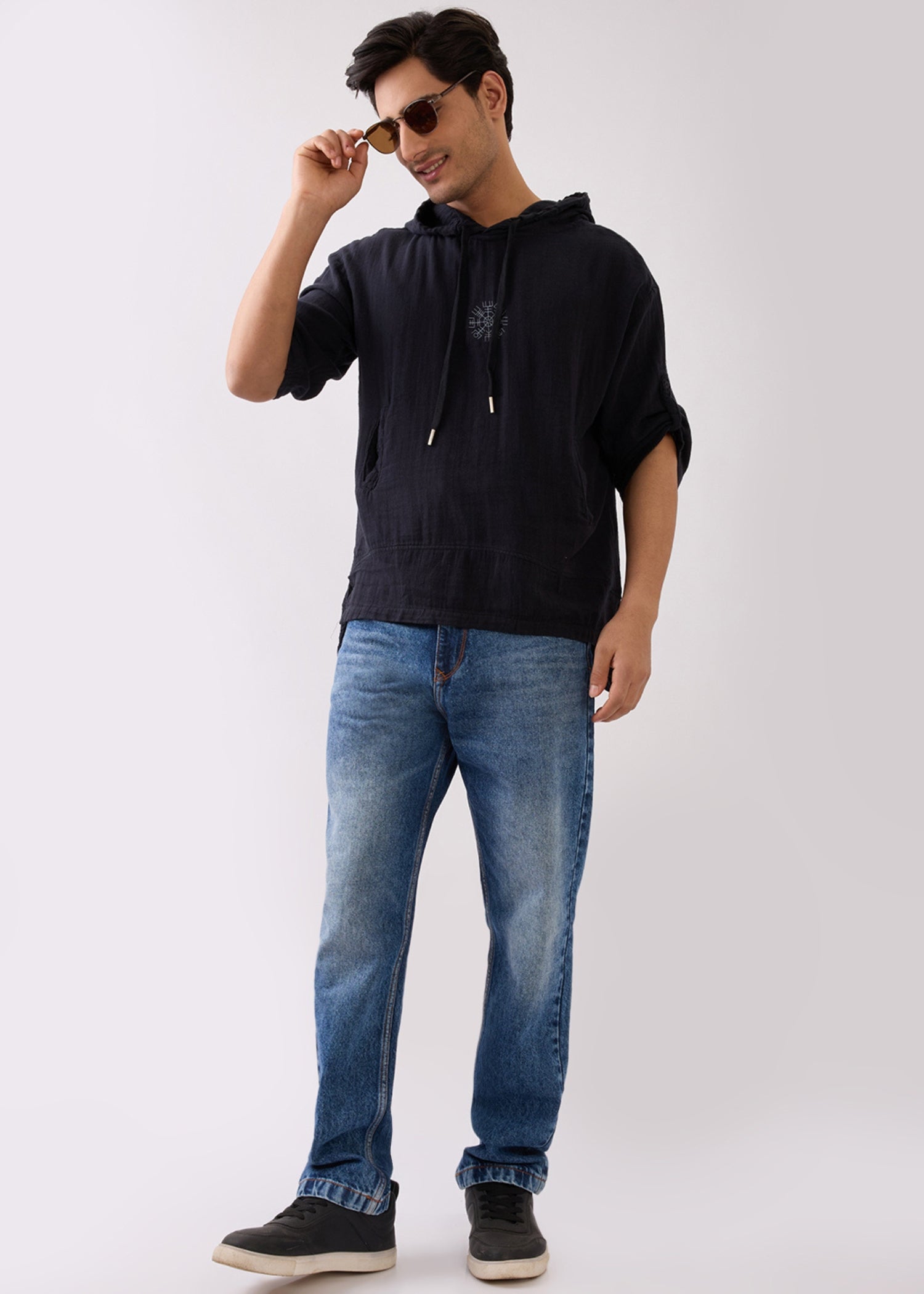 Prast Textured Short Sleeve Hoodie: Black
