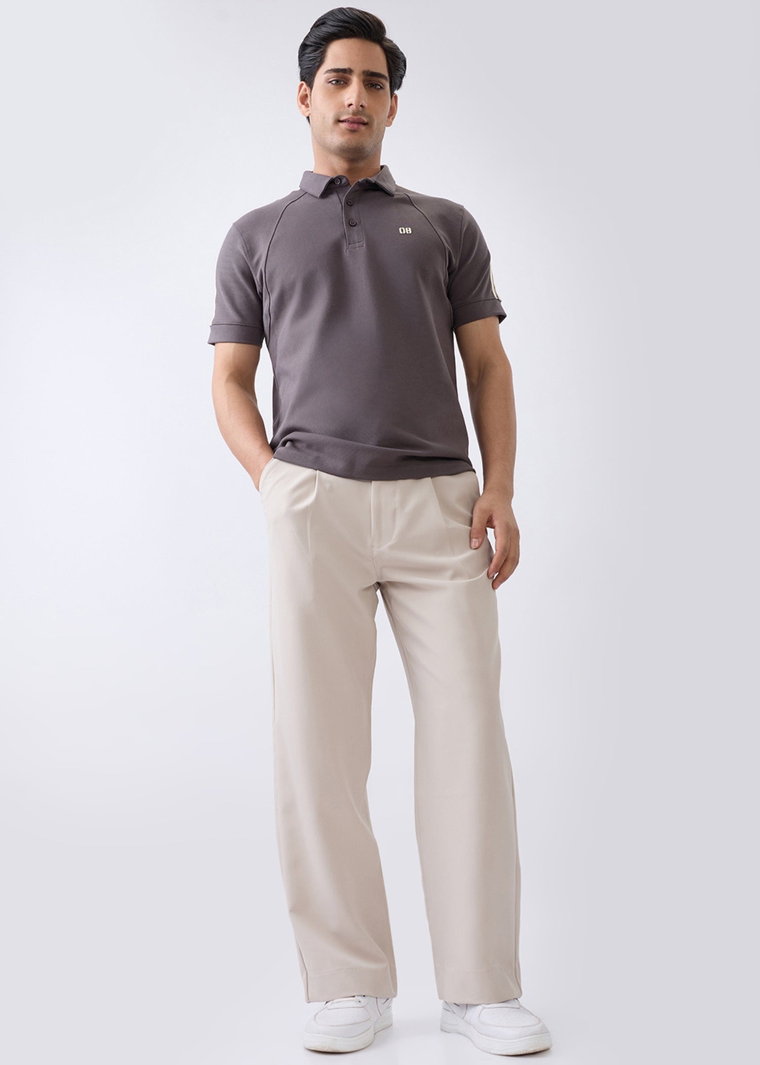 Trois Straight Fit Trousers: Beige