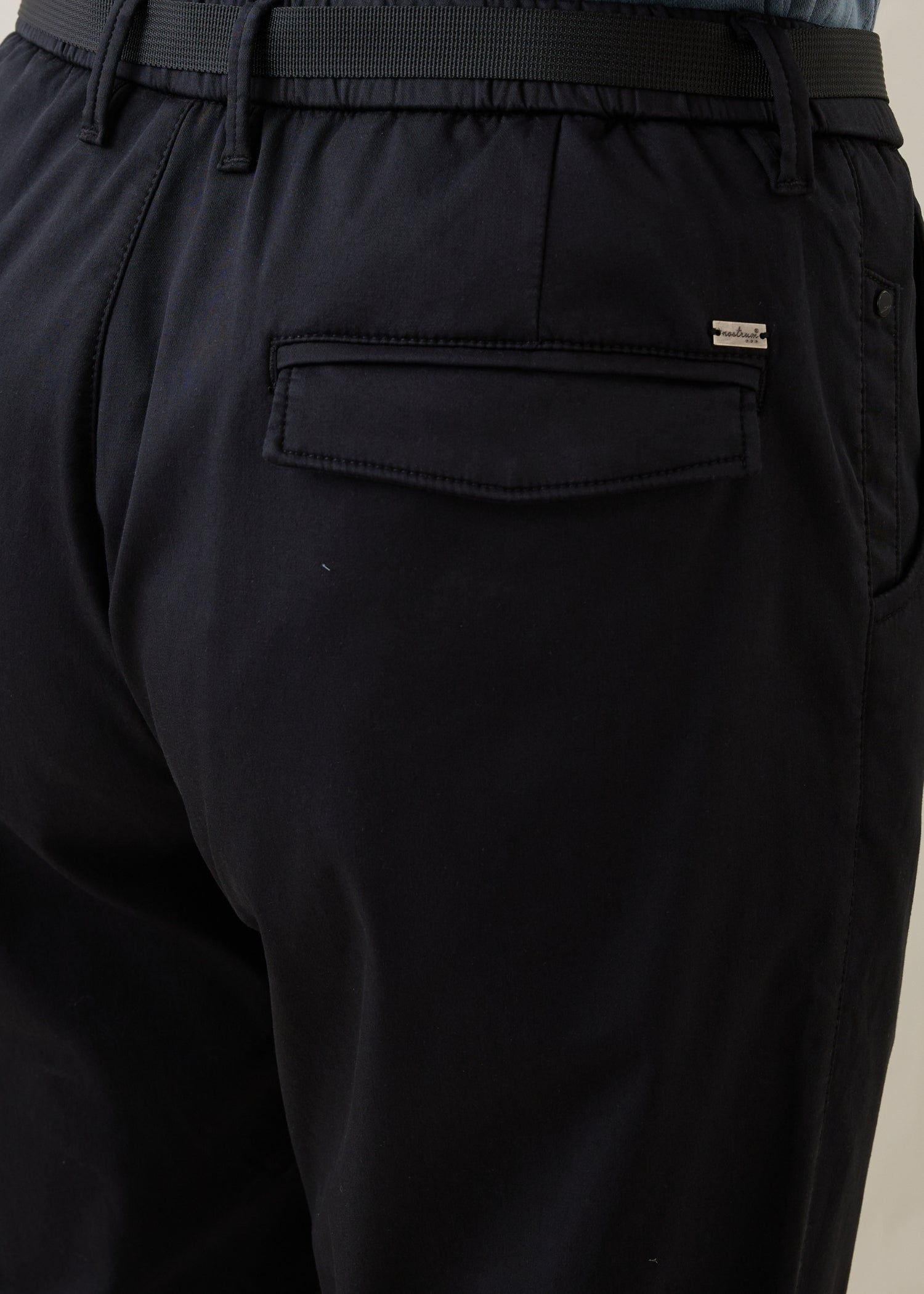 Morget Relaxed Fit Trouser: Charcoal