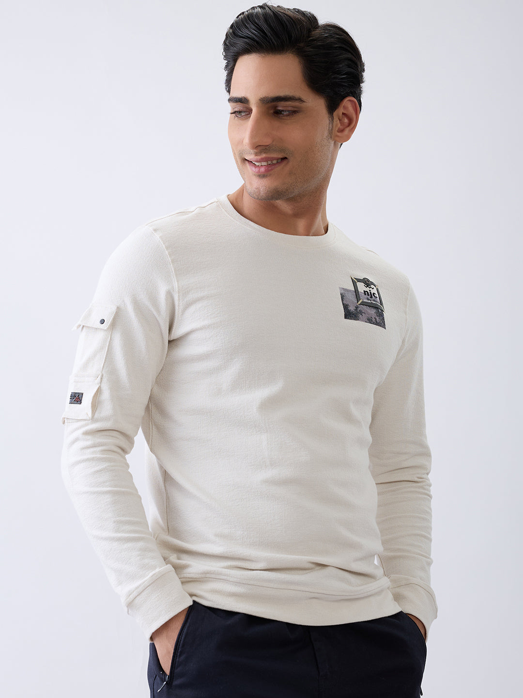 Moving Full Sleeve T-Shirt: Off White