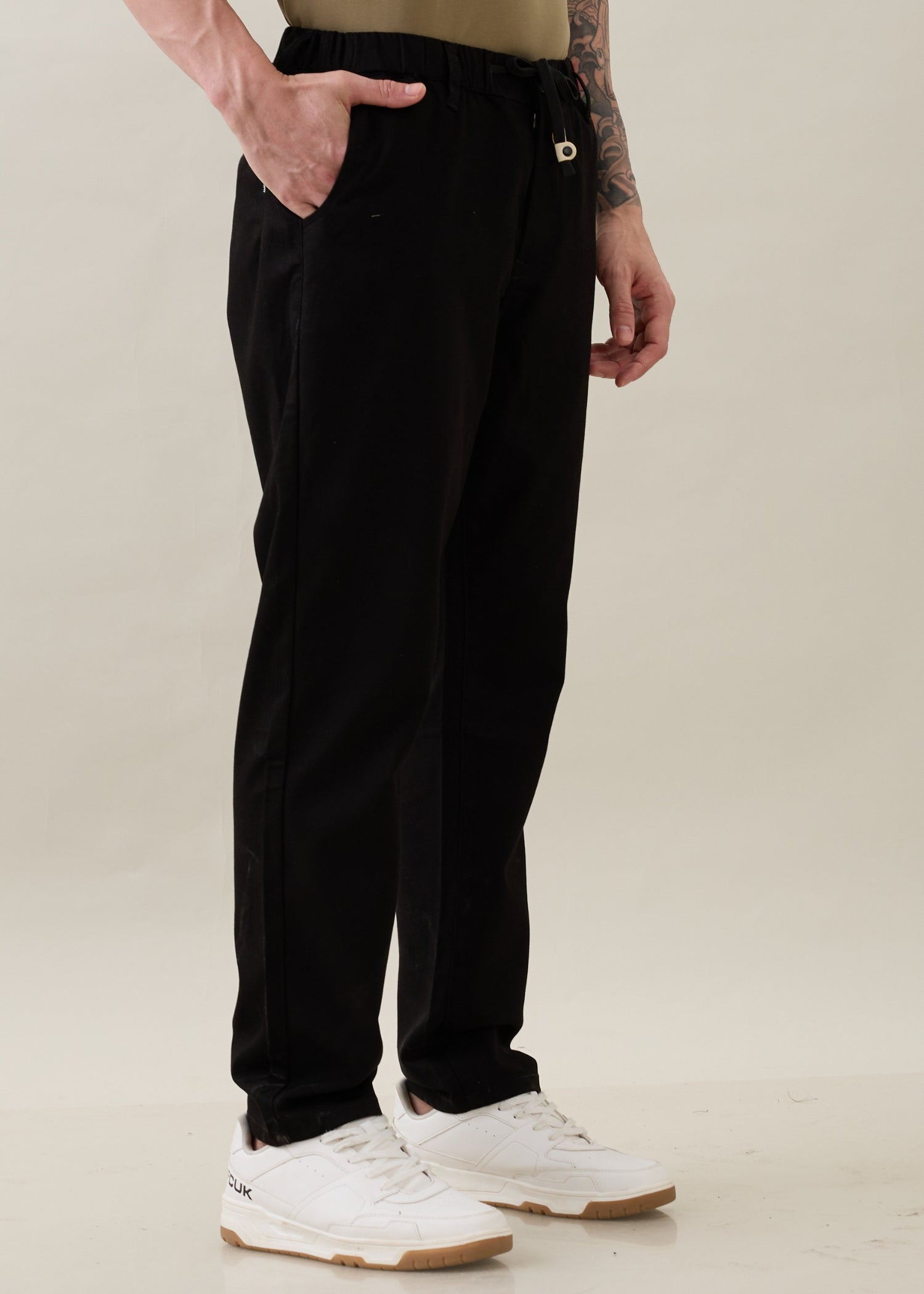 Abrus Cotton Drawstring Trouser: Black