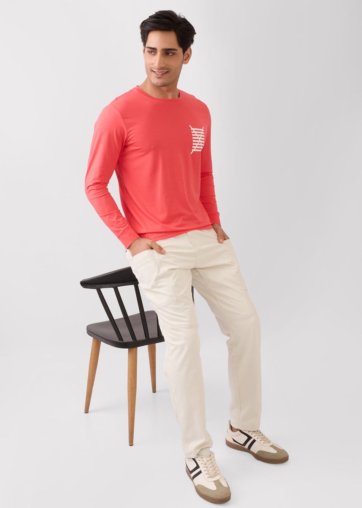 Pocket Graphic Print Full Sleeve T-Shirt: Tomato