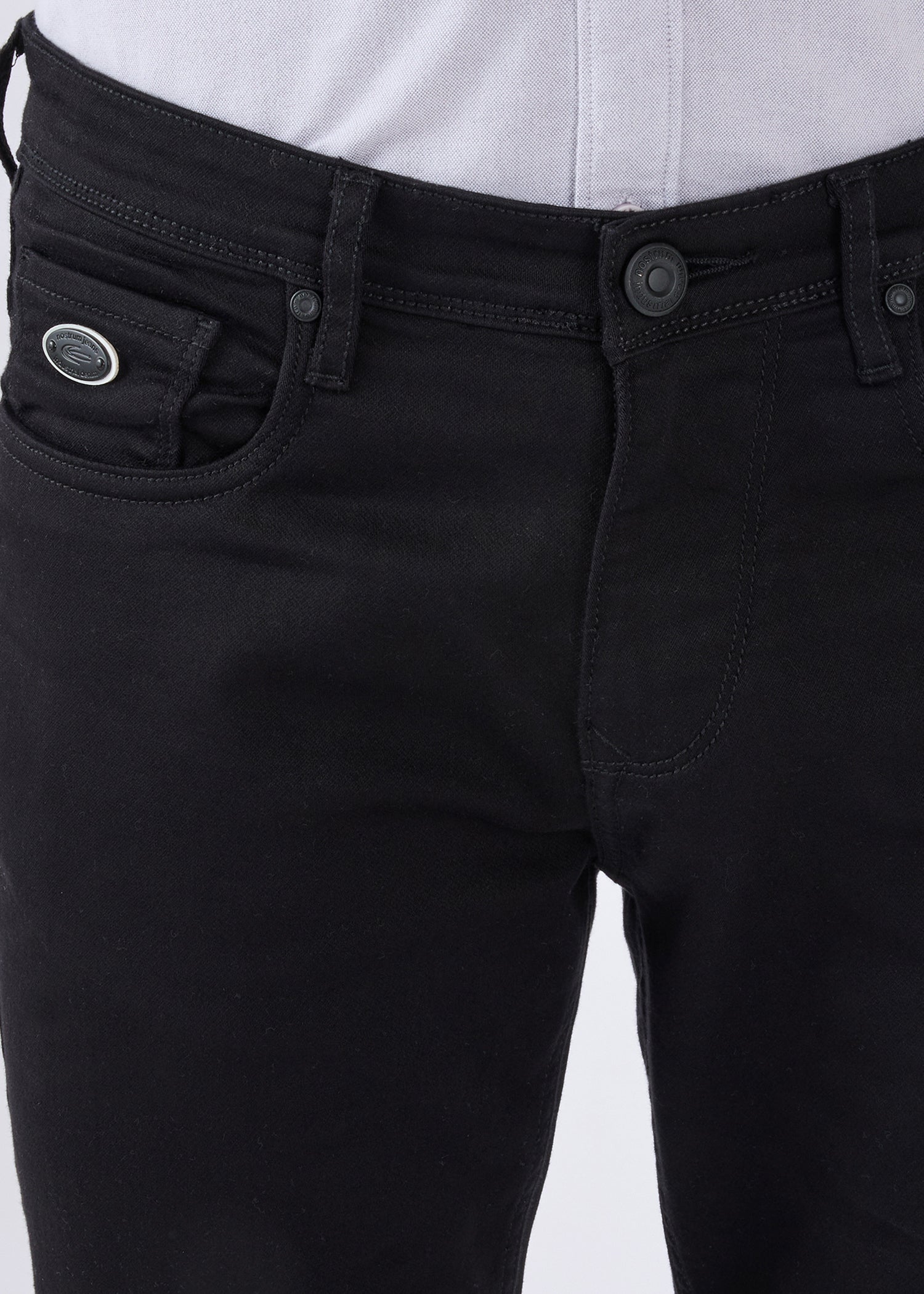 Stunner Solid Regular Fit Jeans: Black