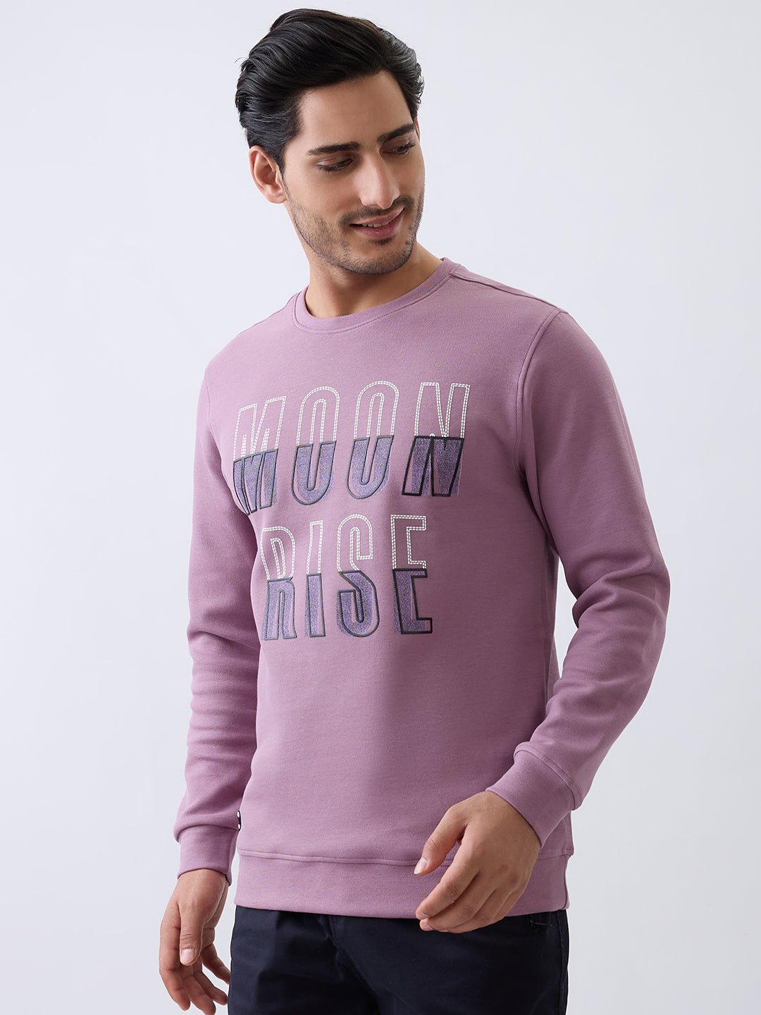 Moonrise Graphic Full Sleeve Pullover: Onion