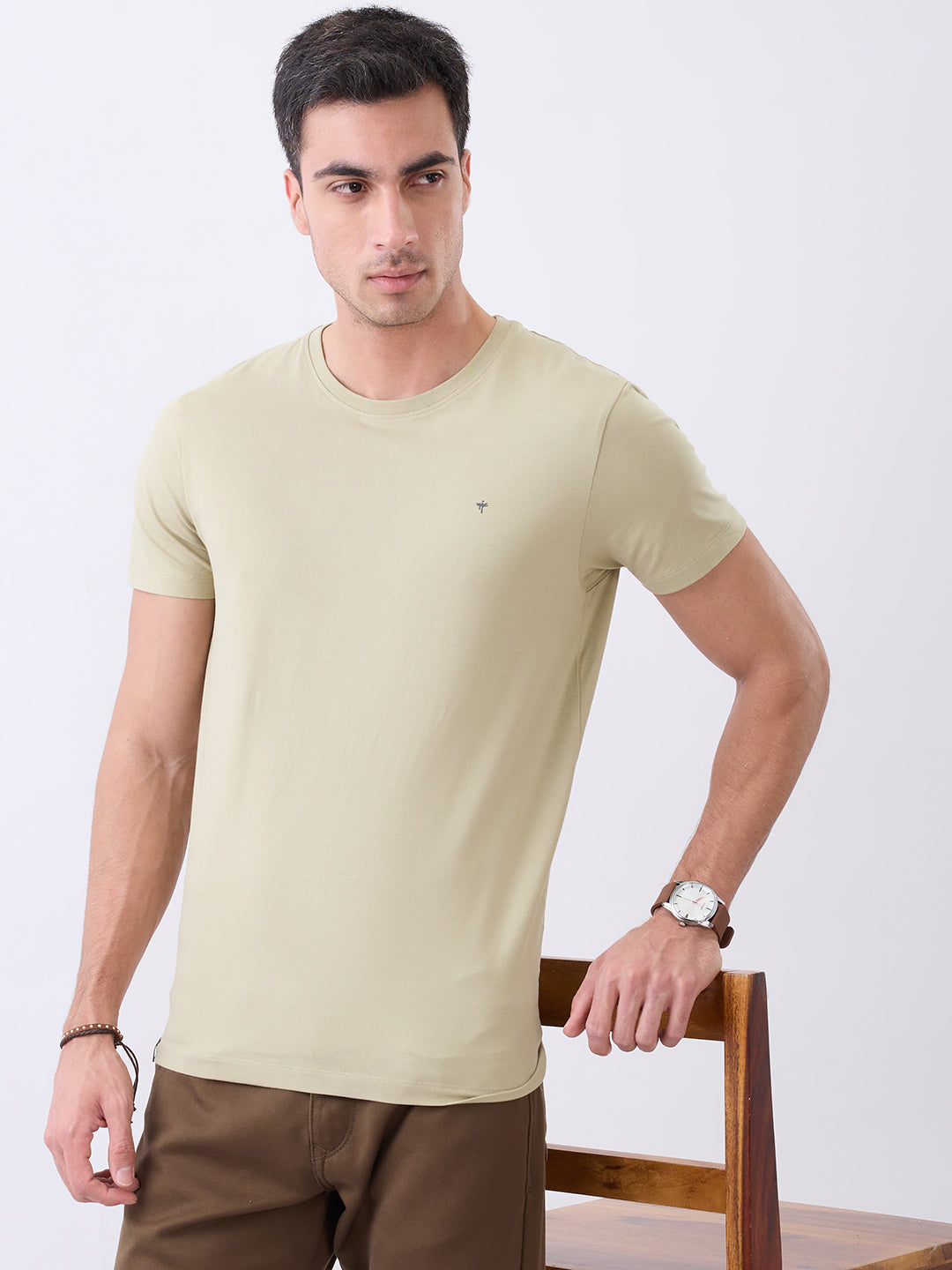 Arch Solid Half Sleeve T-Shirt