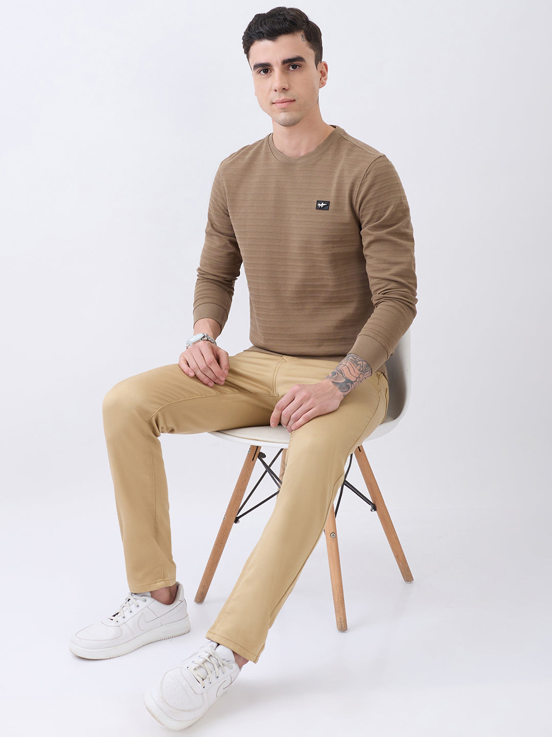 Daylight Textured T-Shirt: Brown