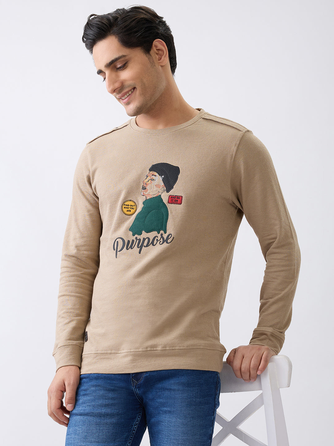 Dumbel Embroidered Full Sleeve Pullover: L.Brown