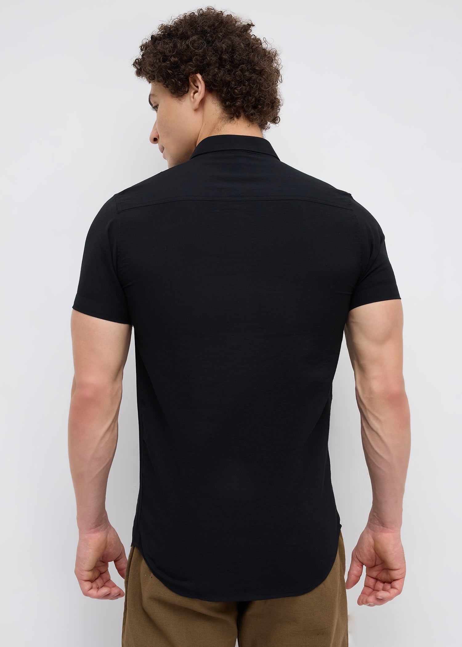 Vindicate Solid Casual Shirt: Black
