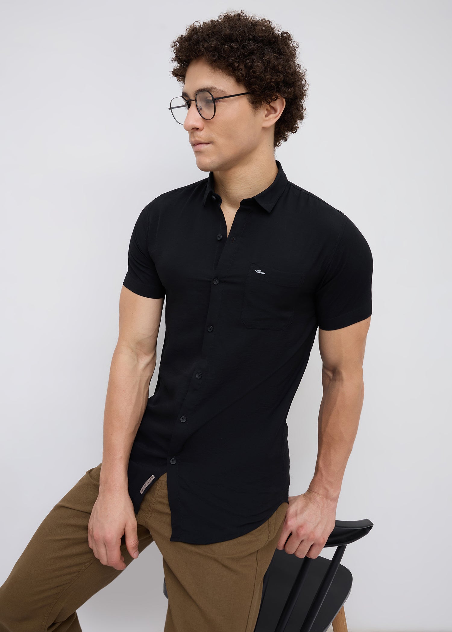 Vindicate Solid Casual Shirt: Black