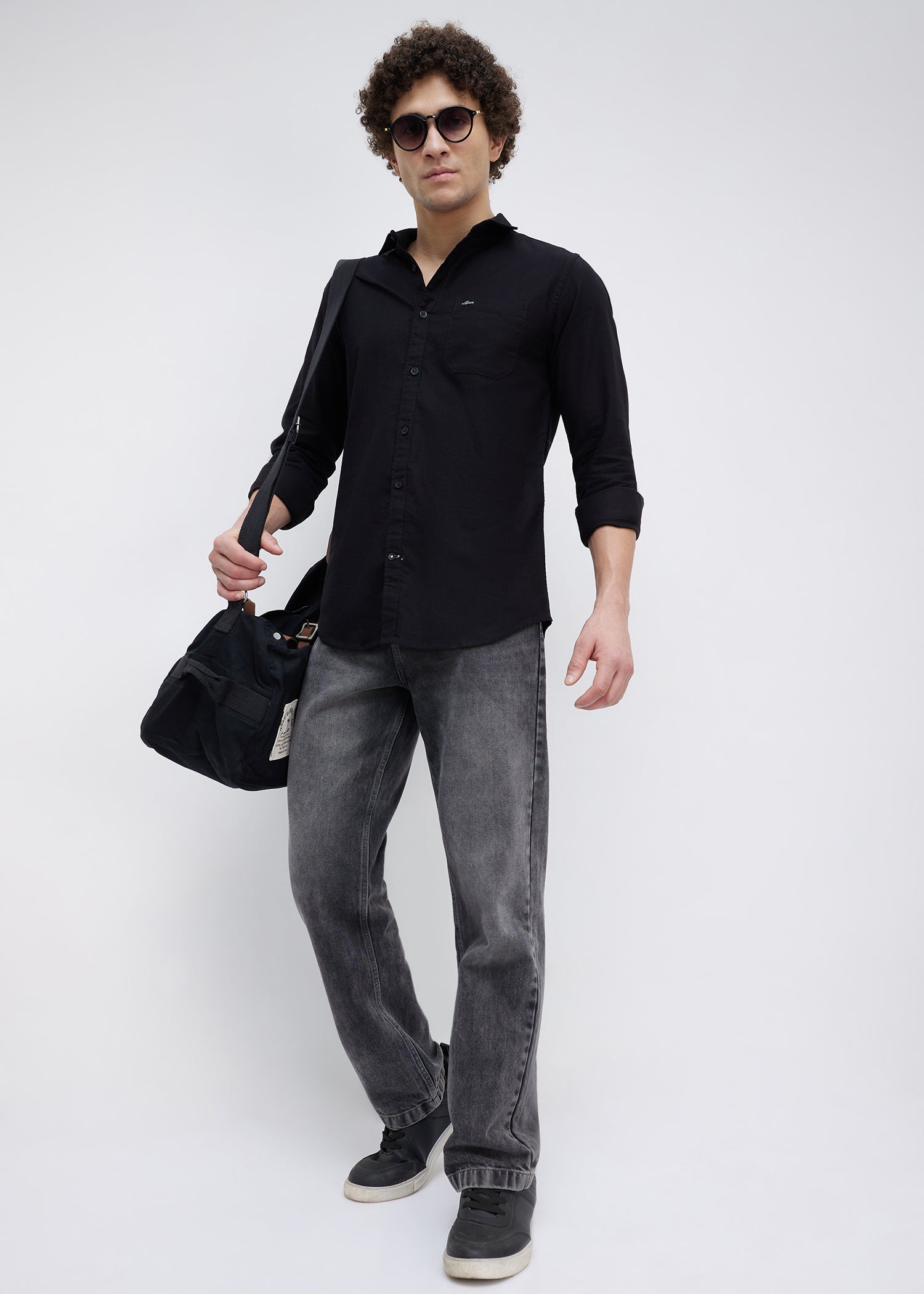 Contain Solid Full Sleeve Shirt: Black