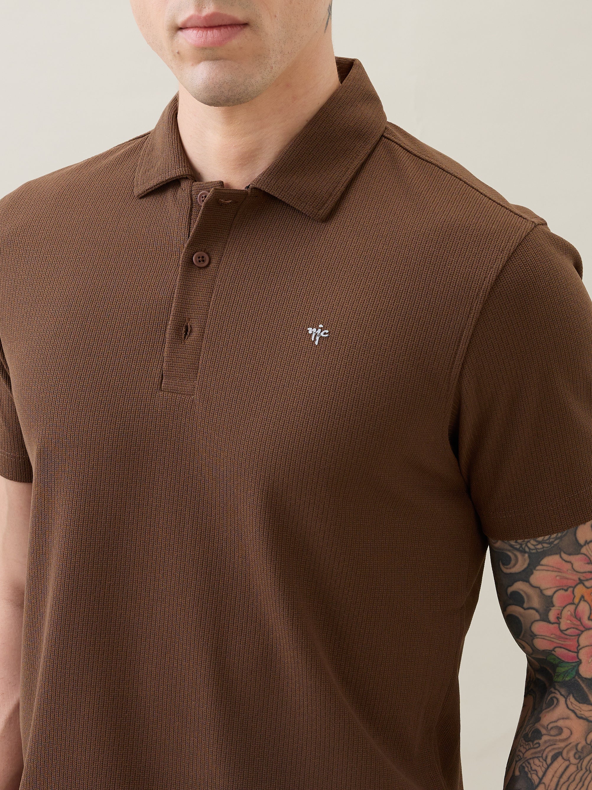 Madrin Textured Polo T-Shirt: Brown