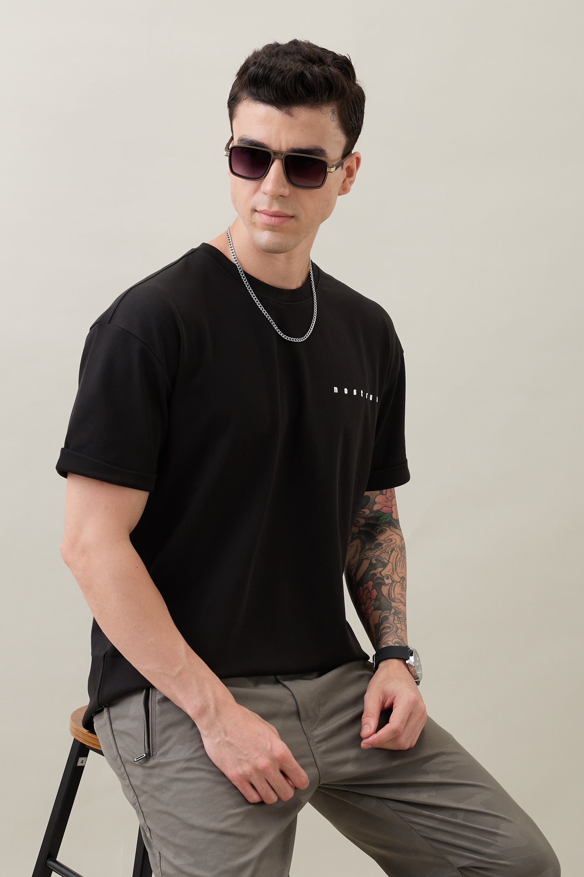 Varicase Oversized Graphic T-shirt: Black