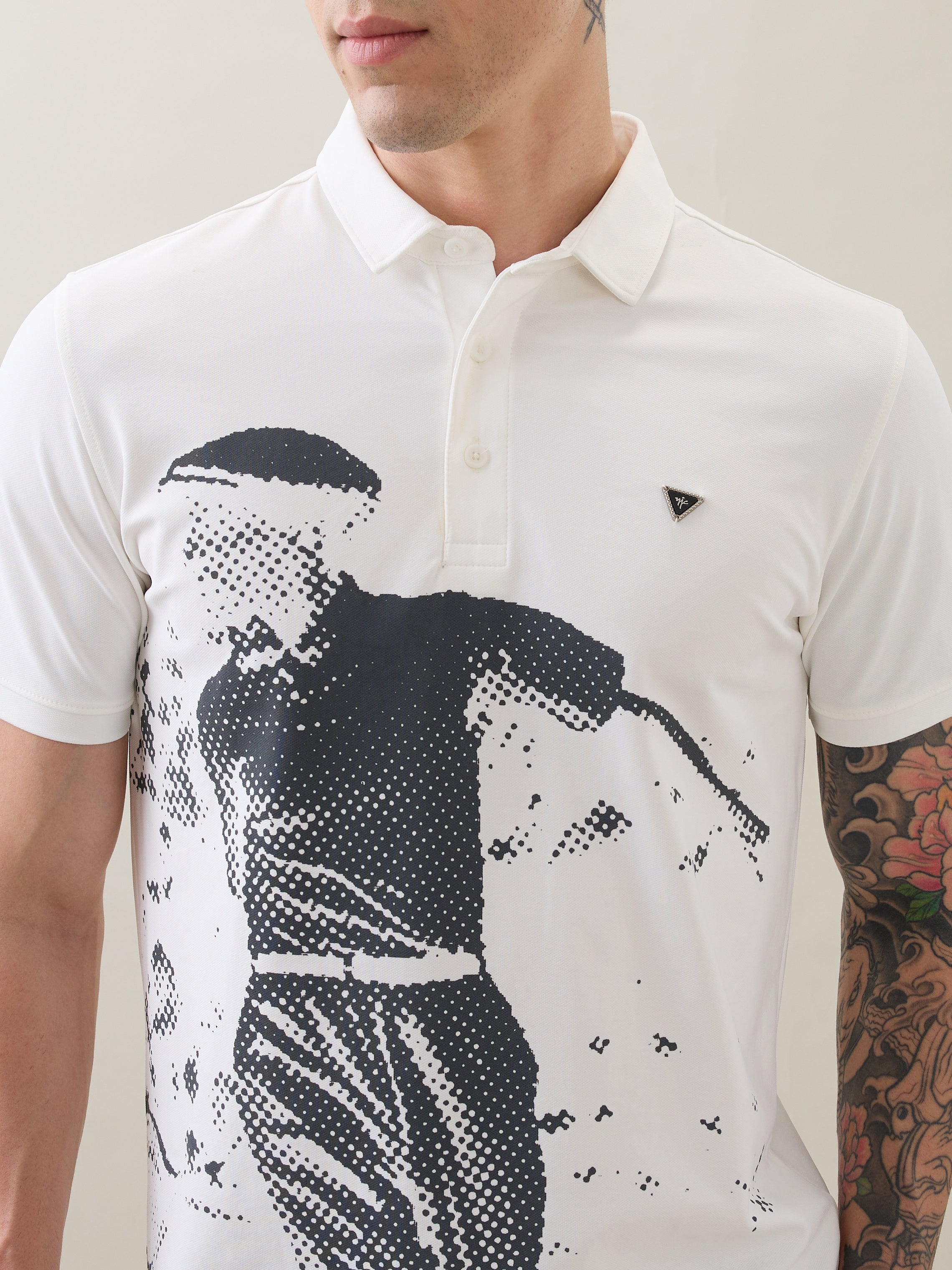 Sniffy Graphic Polo T-Shirt: White