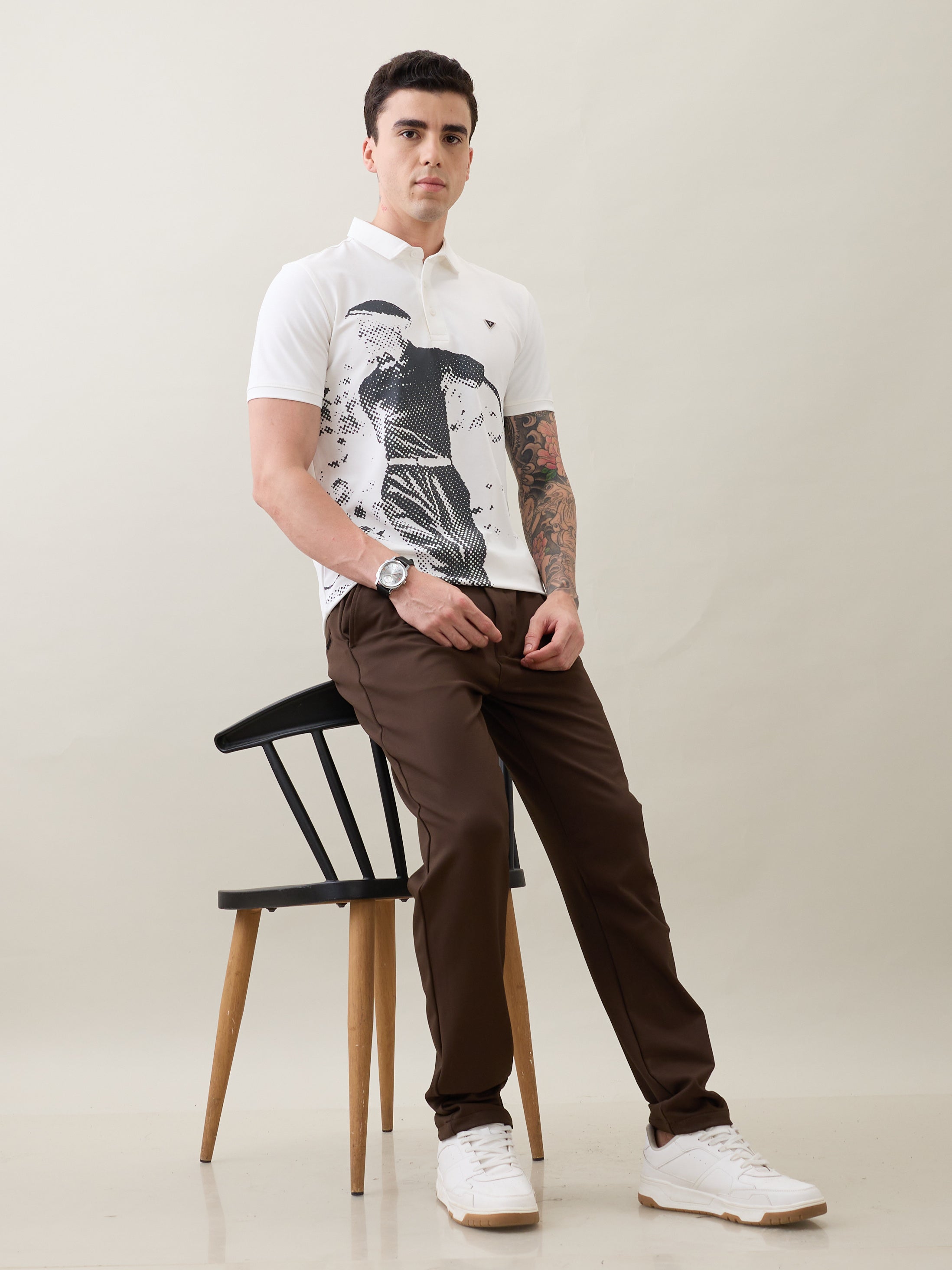 Sniffy Graphic Polo T-Shirt: White
